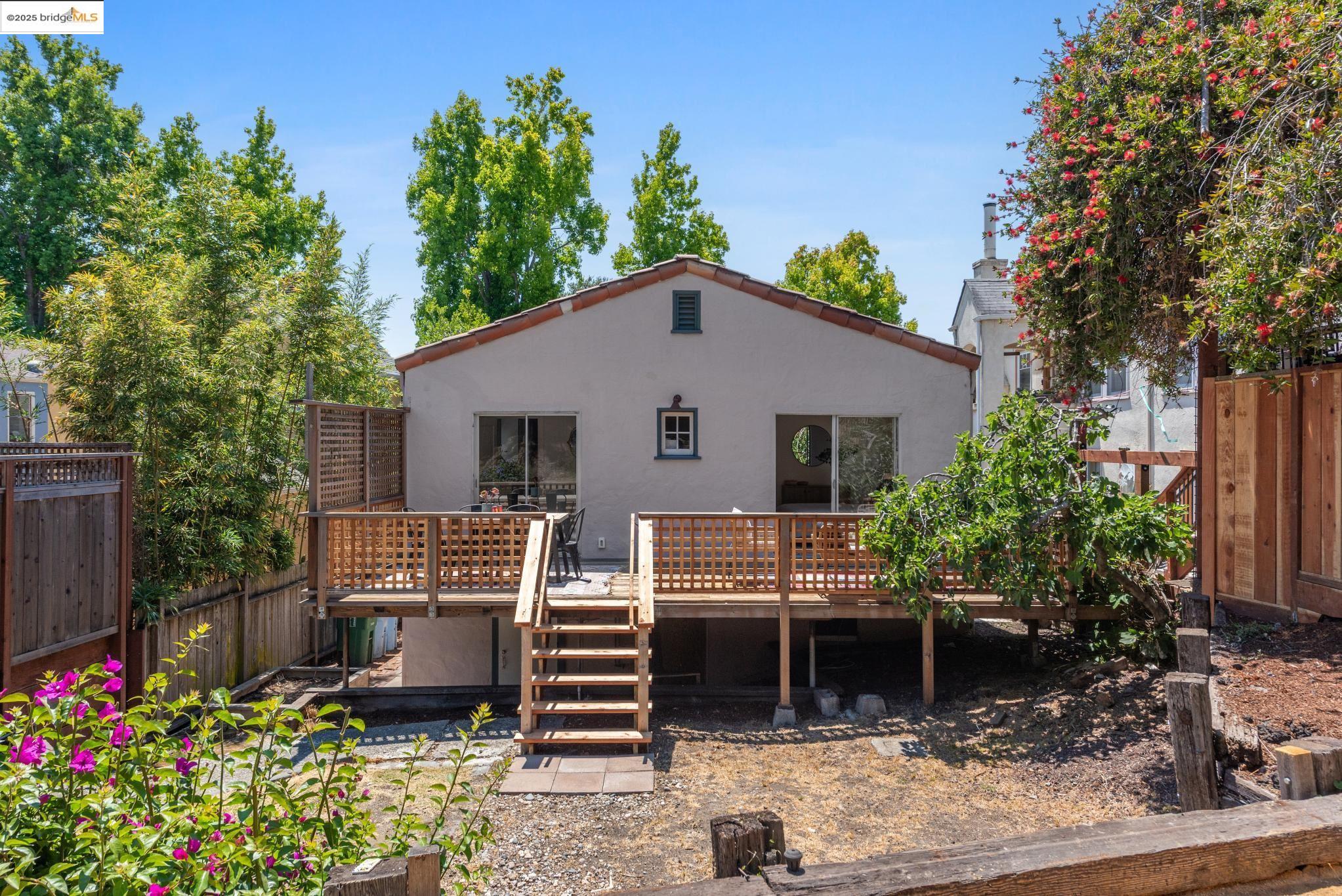 1189 Sutter St, Berkeley, California 94707, 3 Bedrooms Bedrooms, 5 Rooms Rooms,1 BathroomBathrooms,Residential,For Sale,1189 Sutter St,41104941