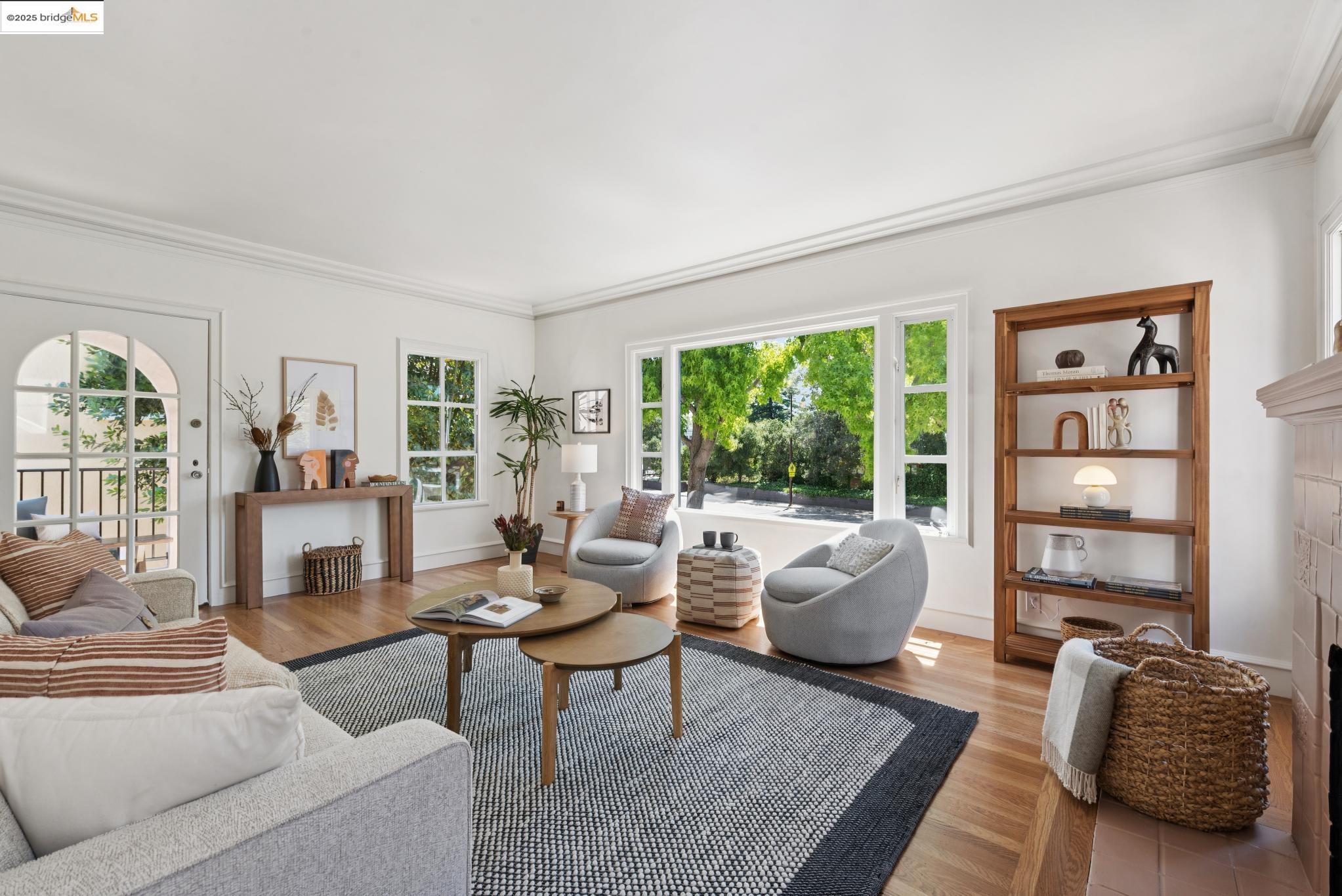 1189 Sutter St, Berkeley, California 94707, 3 Bedrooms Bedrooms, 5 Rooms Rooms,1 BathroomBathrooms,Residential,For Sale,1189 Sutter St,41104941