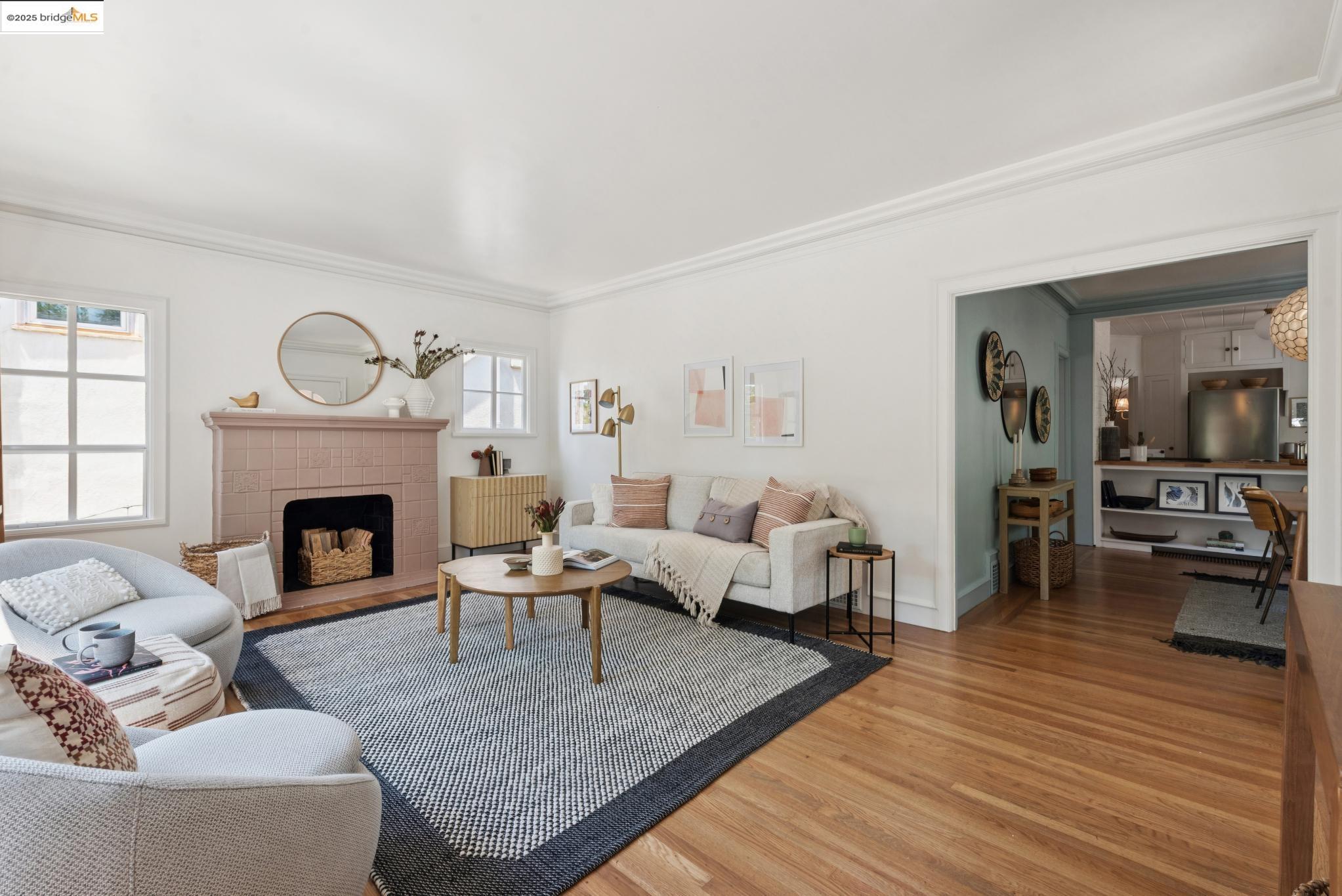 1189 Sutter St, Berkeley, California 94707, 3 Bedrooms Bedrooms, 5 Rooms Rooms,1 BathroomBathrooms,Residential,For Sale,1189 Sutter St,41104941