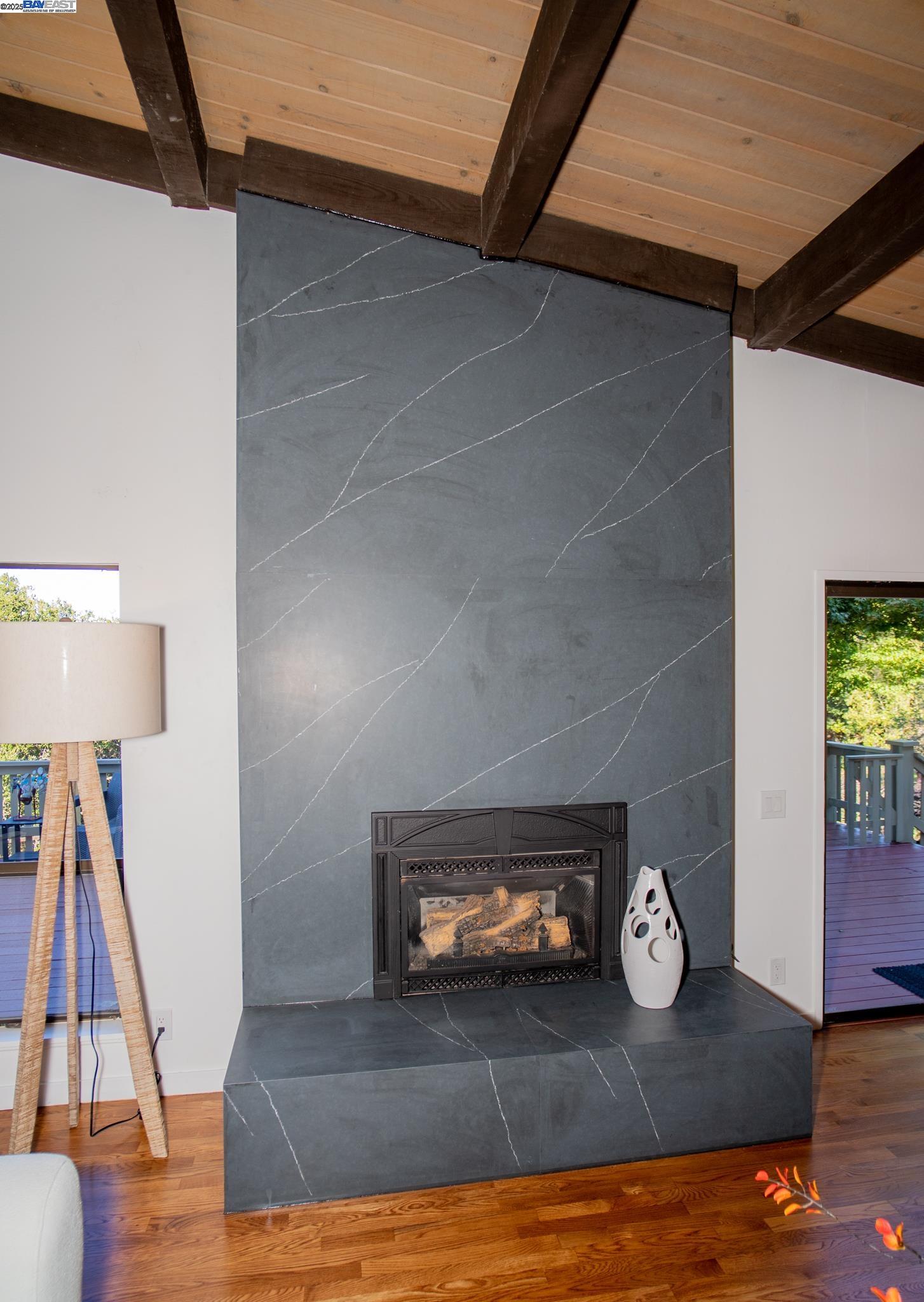 Detail Gallery Image 13 of 60 For 4732 Mira Vista Drive, Castro Valley,  CA 94546-1034 - 4 Beds | 3 Baths