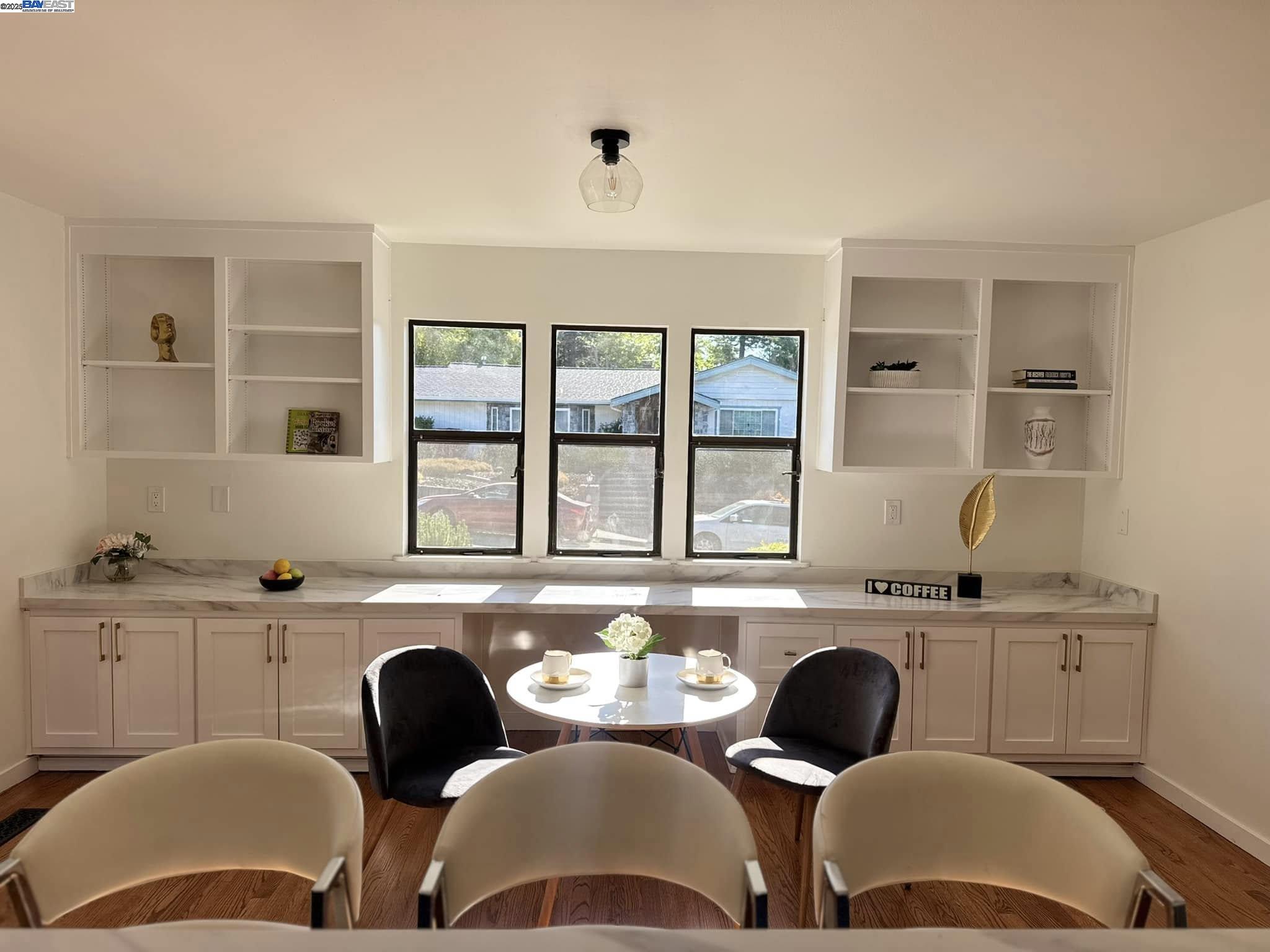 Detail Gallery Image 23 of 60 For 4732 Mira Vista Drive, Castro Valley,  CA 94546-1034 - 4 Beds | 3 Baths