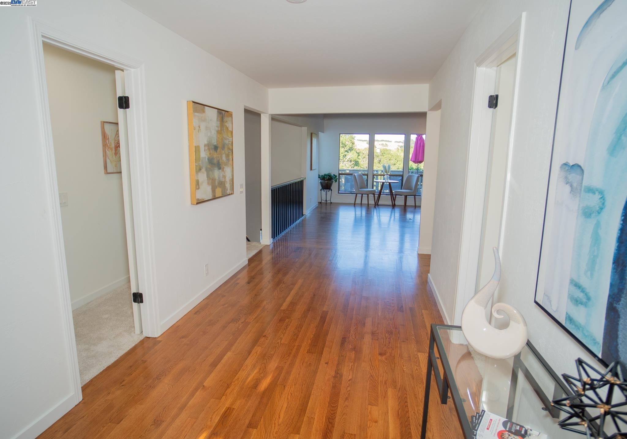 Detail Gallery Image 6 of 60 For 4732 Mira Vista Drive, Castro Valley,  CA 94546-1034 - 4 Beds | 3 Baths