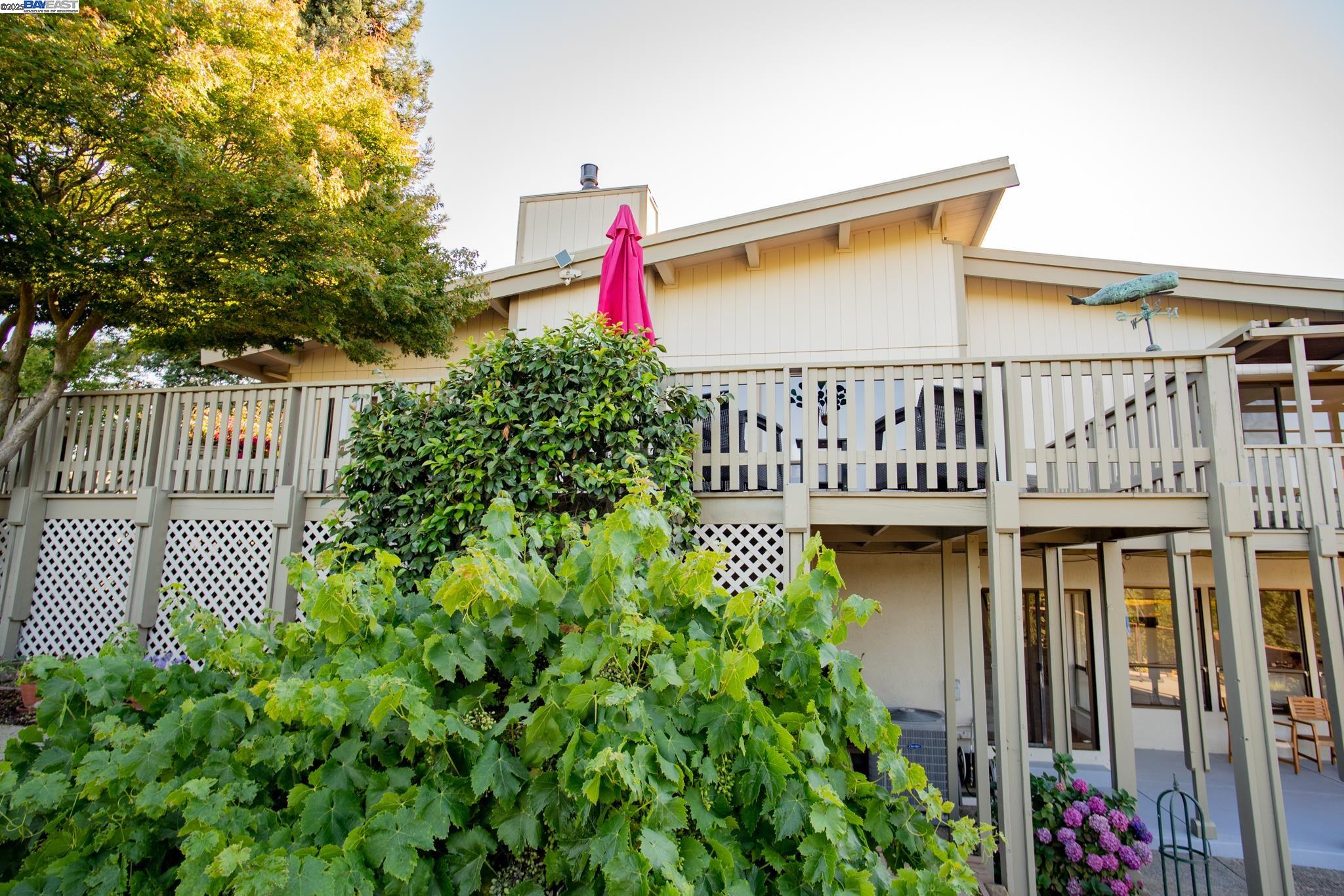 Detail Gallery Image 59 of 60 For 4732 Mira Vista Drive, Castro Valley,  CA 94546-1034 - 4 Beds | 3 Baths