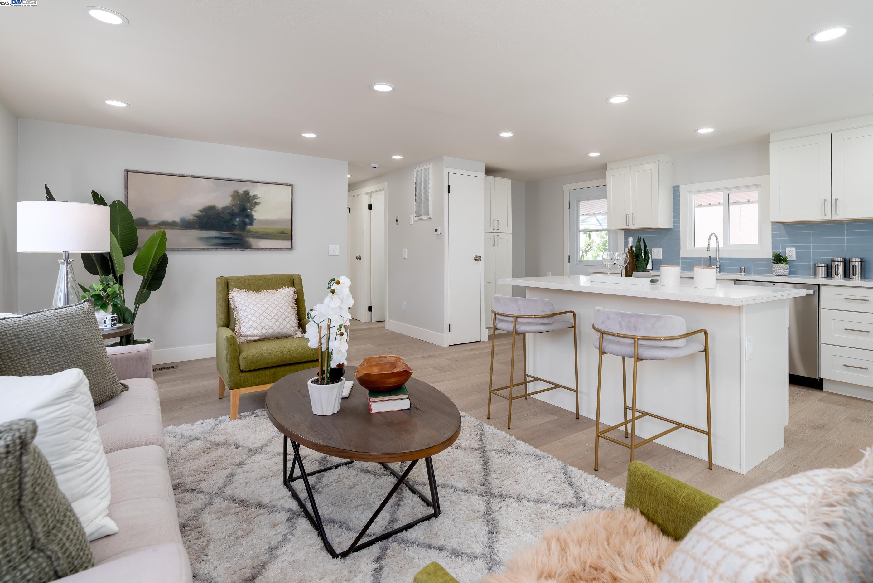 411 Lewis Road # 229, San Jose, California 95111, 2 Bedrooms Bedrooms, 6 Rooms Rooms,1 BathroomBathrooms,Manufactured In Park,For Sale,411 Lewis Road # 229,41104944