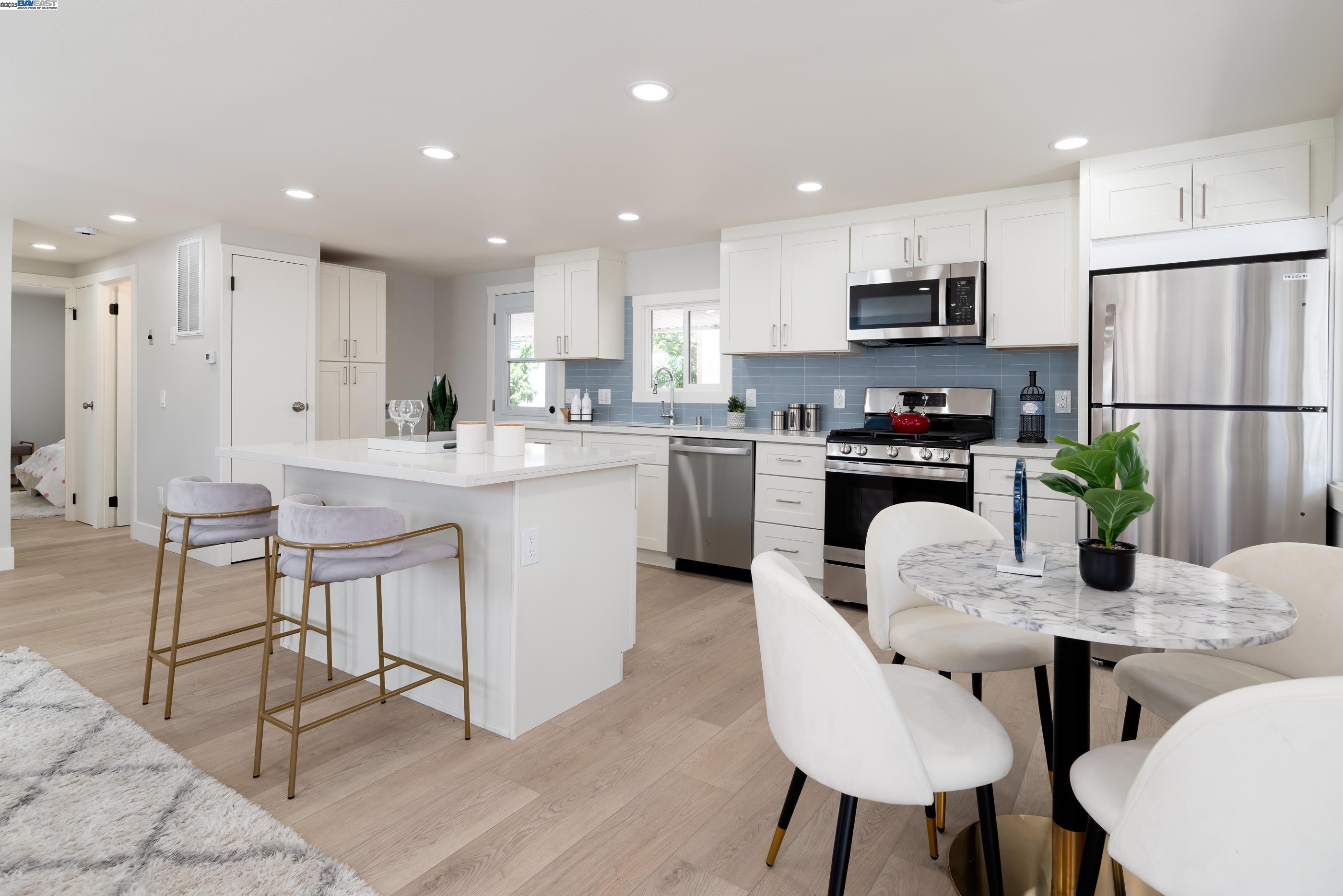 411 Lewis Road # 229, San Jose, California 95111, 2 Bedrooms Bedrooms, 6 Rooms Rooms,1 BathroomBathrooms,Manufactured In Park,For Sale,411 Lewis Road # 229,41104944