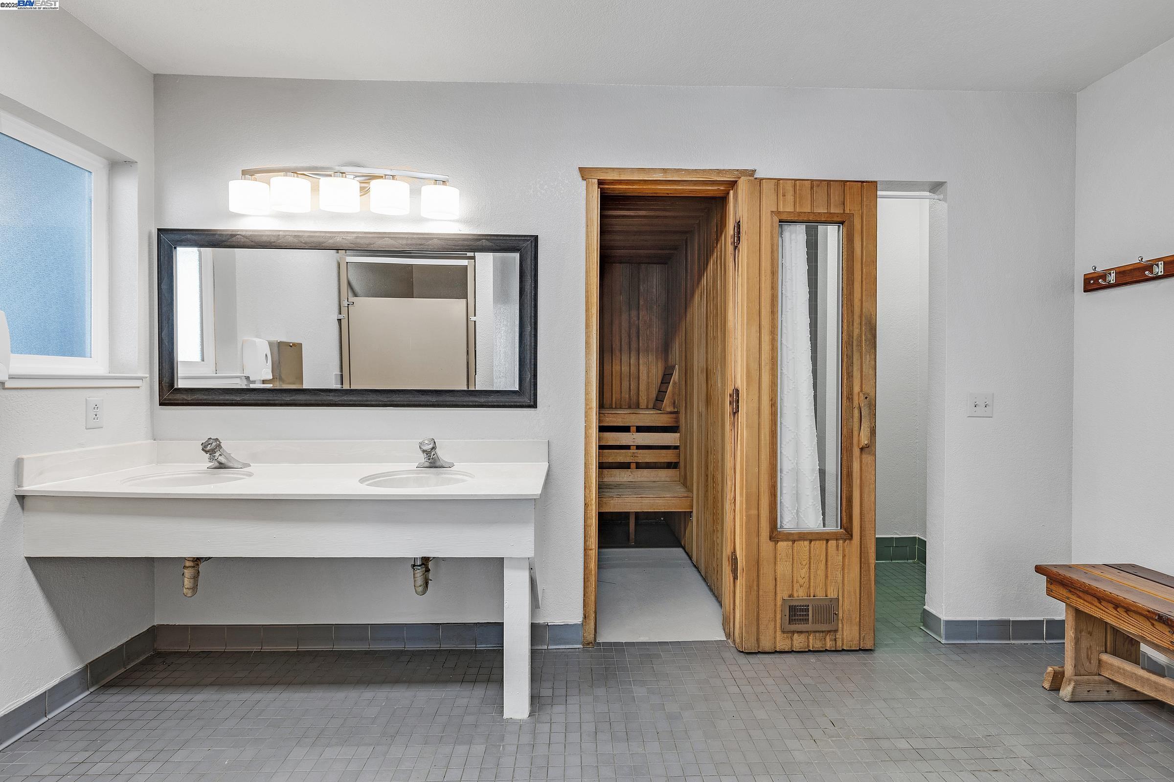 Detail Gallery Image 26 of 28 For 108 Norris Canyon Pl #B,  San Ramon,  CA 94583 - 2 Beds | 1 Baths
