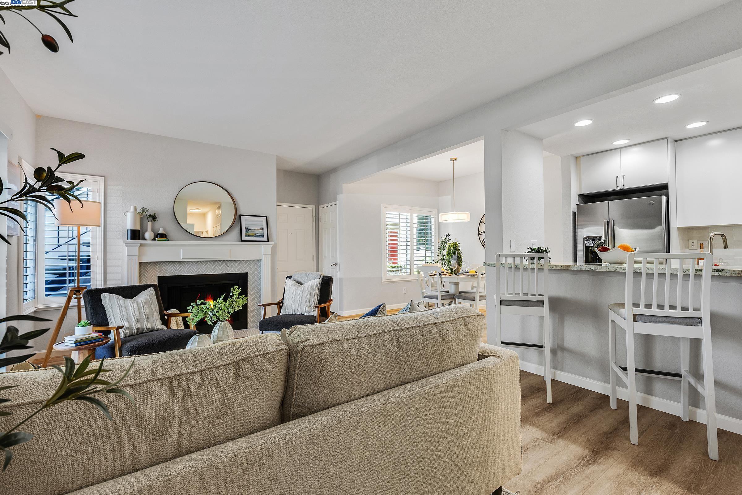 Detail Gallery Image 10 of 28 For 108 Norris Canyon Pl #B,  San Ramon,  CA 94583 - 2 Beds | 1 Baths