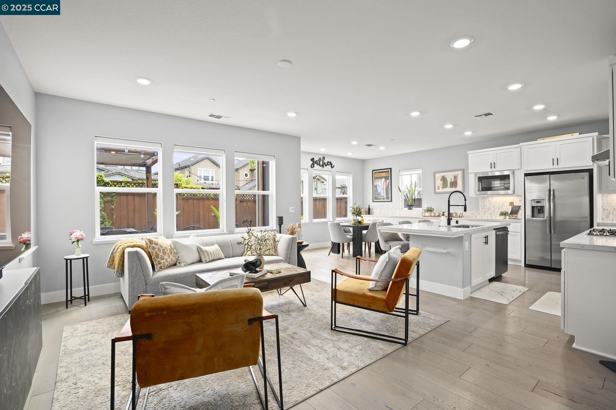 Detail Gallery Image 1 of 40 For 2311 Avila Ct, San Ramon,  CA 94583-3065 - 4 Beds | 2/1 Baths