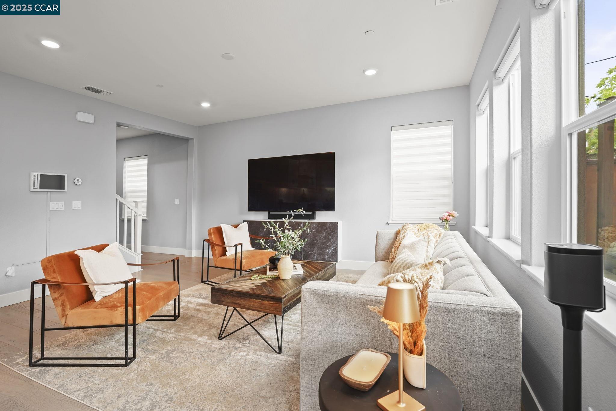 Detail Gallery Image 8 of 40 For 2311 Avila Ct, San Ramon,  CA 94583-3065 - 4 Beds | 2/1 Baths