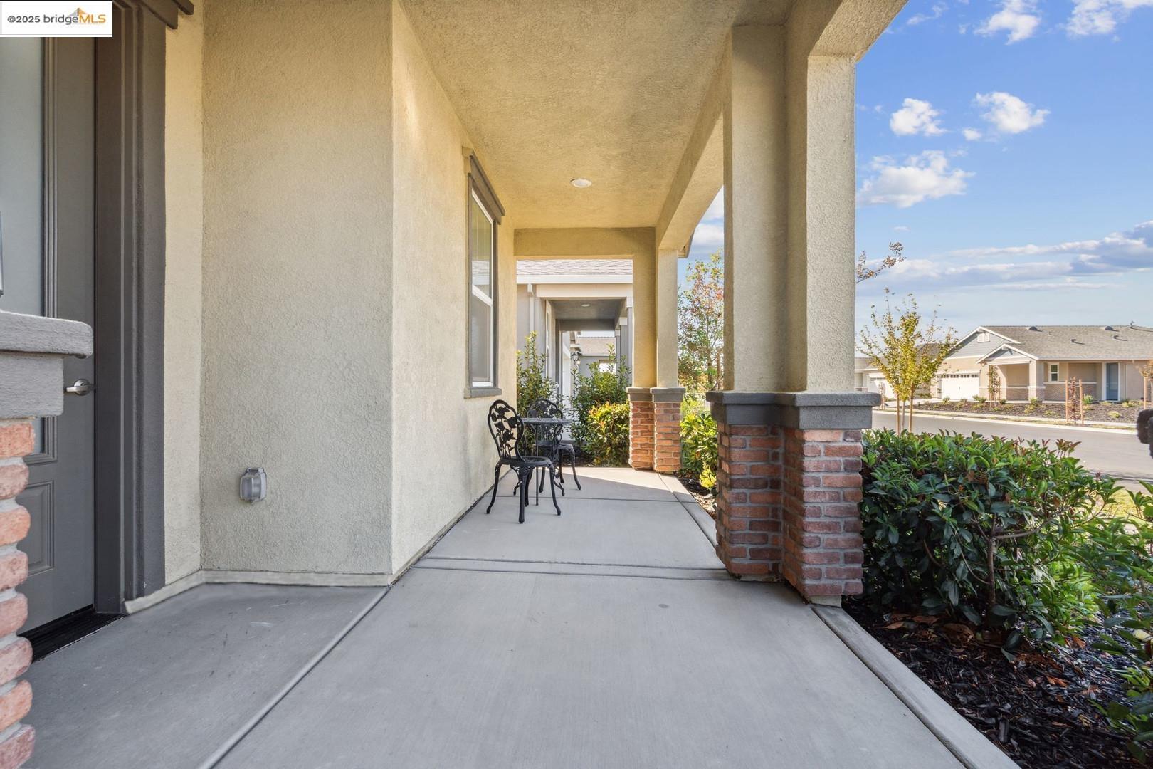 Detail Gallery Image 2 of 35 For 2242 Park Pl, Rio Vista,  CA 94571 - 2 Beds | 2 Baths
