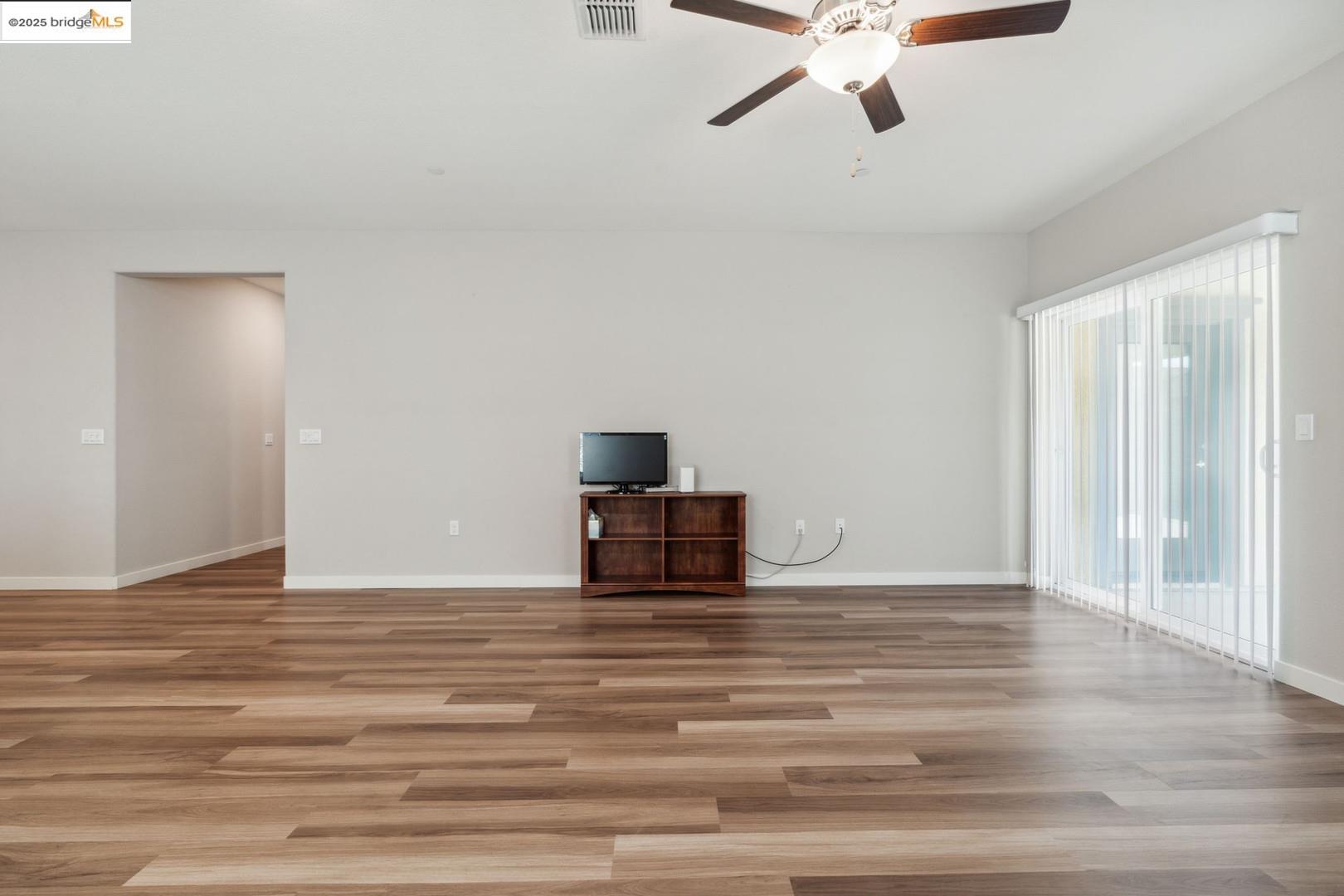 Detail Gallery Image 11 of 35 For 2242 Park Pl, Rio Vista,  CA 94571 - 2 Beds | 2 Baths