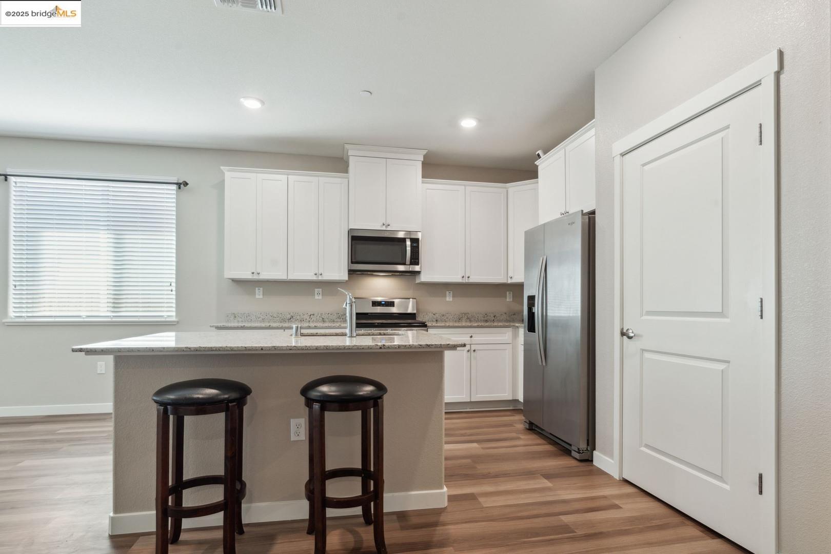 Detail Gallery Image 8 of 35 For 2242 Park Pl, Rio Vista,  CA 94571 - 2 Beds | 2 Baths
