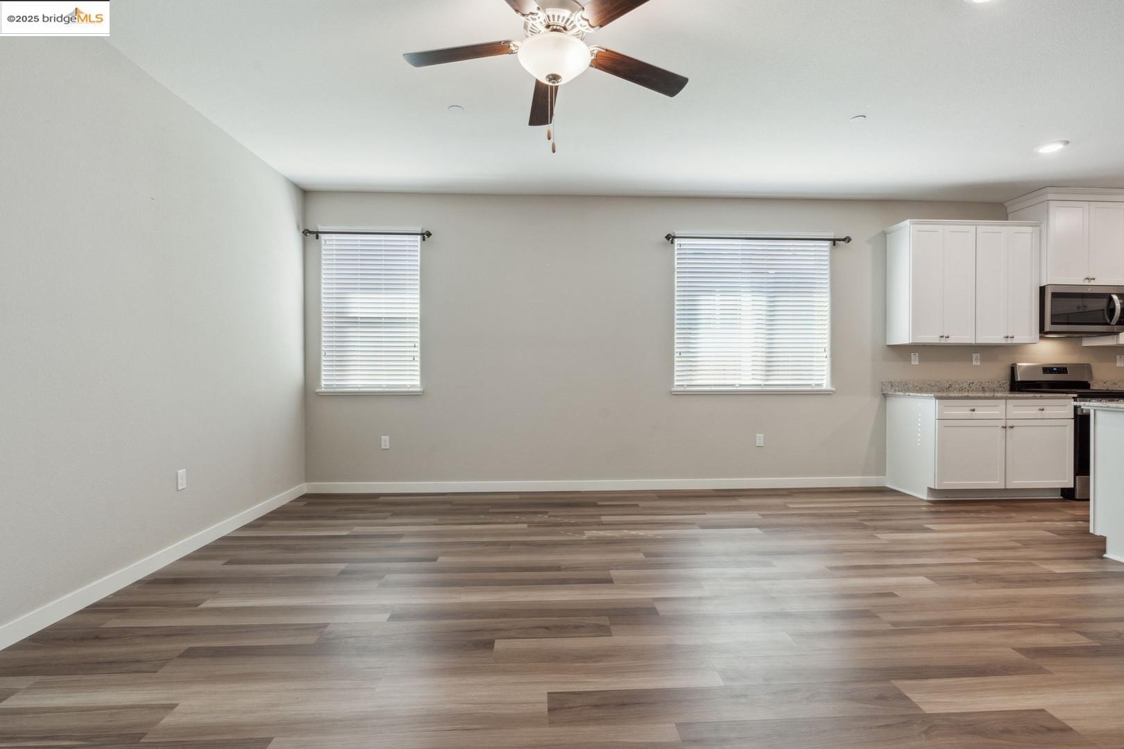 Detail Gallery Image 10 of 35 For 2242 Park Pl, Rio Vista,  CA 94571 - 2 Beds | 2 Baths