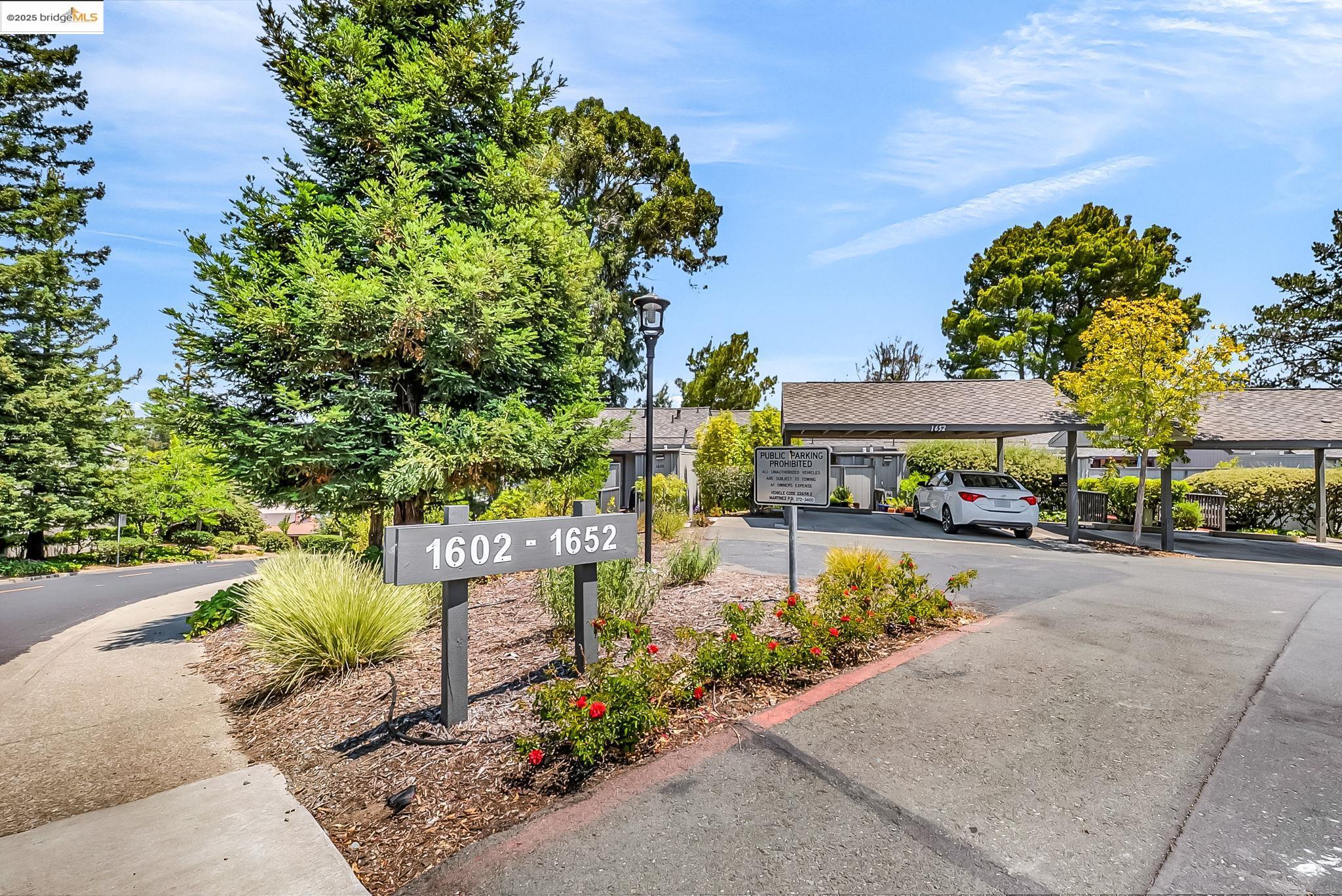 Detail Gallery Image 26 of 28 For 1608 Ashwood Dr, Martinez,  CA 94553 - 3 Beds | 2/1 Baths