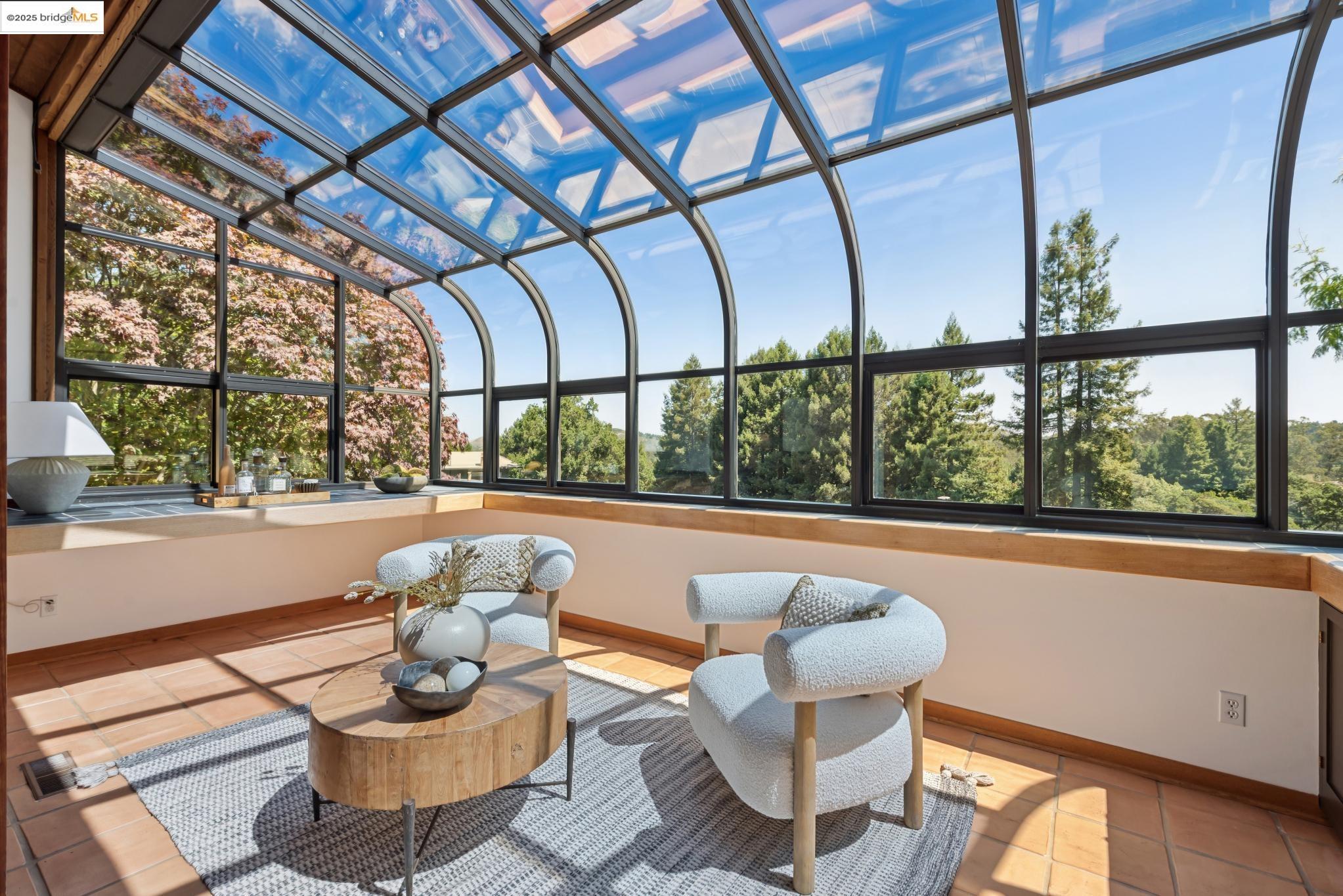 Detail Gallery Image 12 of 60 For 737 Woodhaven Rd, Berkeley,  CA 94708 - 3 Beds | 2/1 Baths
