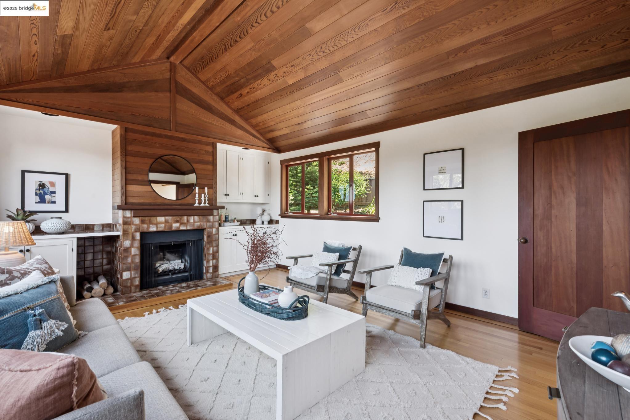 Detail Gallery Image 46 of 60 For 737 Woodhaven Rd, Berkeley,  CA 94708 - 3 Beds | 2/1 Baths