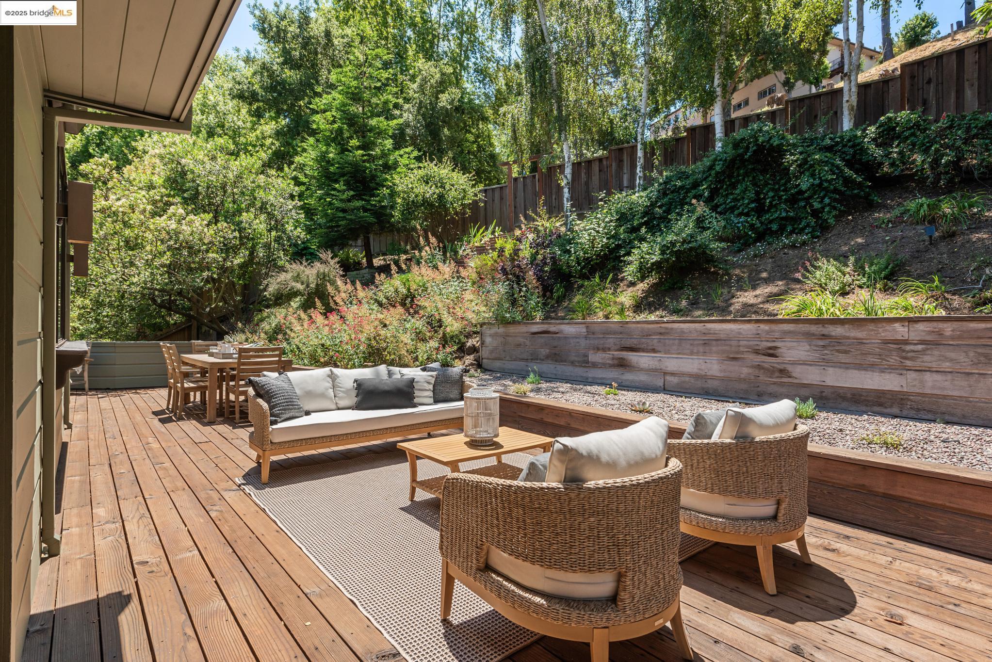 Detail Gallery Image 51 of 60 For 737 Woodhaven Rd, Berkeley,  CA 94708 - 3 Beds | 2/1 Baths