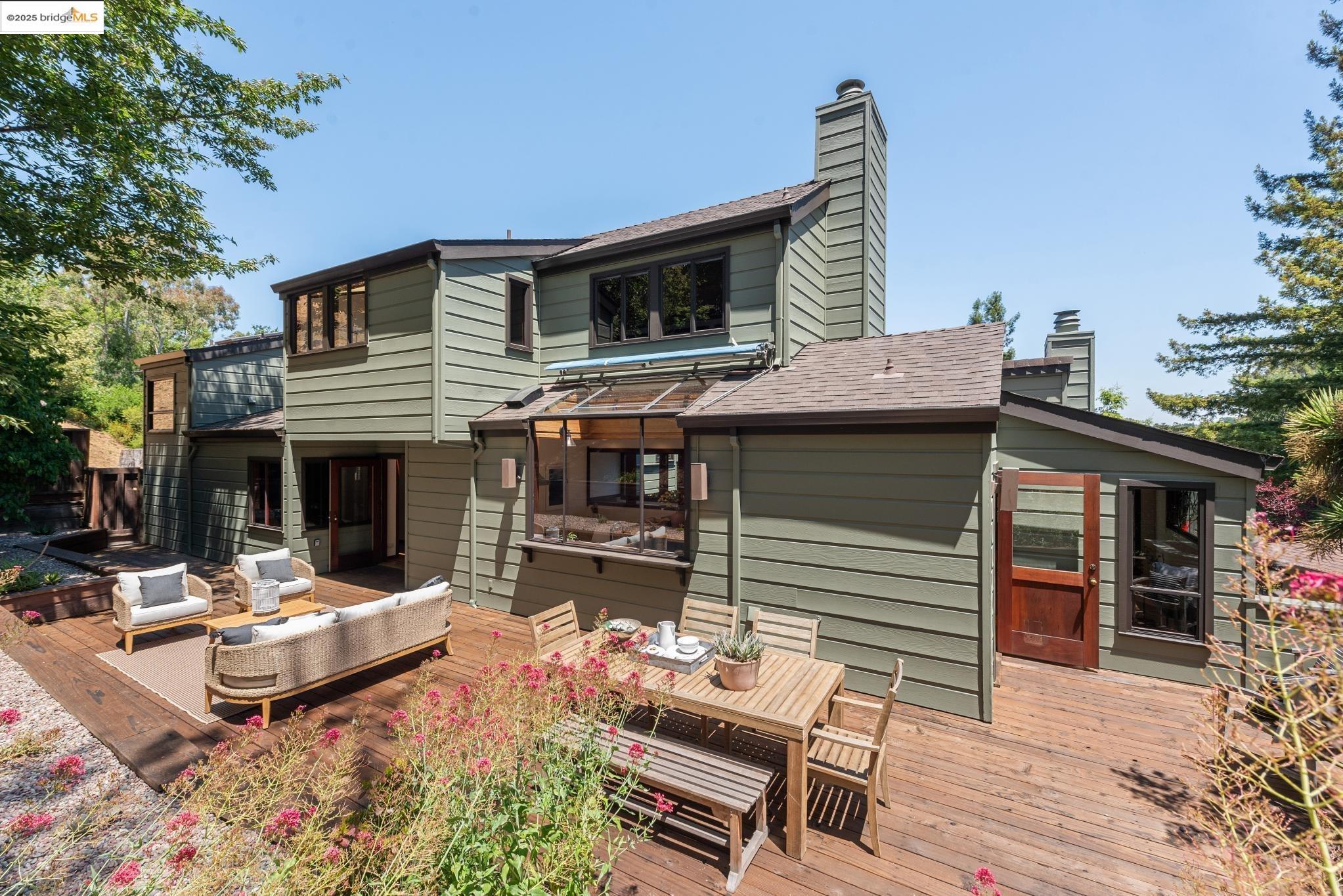 Detail Gallery Image 58 of 60 For 737 Woodhaven Rd, Berkeley,  CA 94708 - 3 Beds | 2/1 Baths
