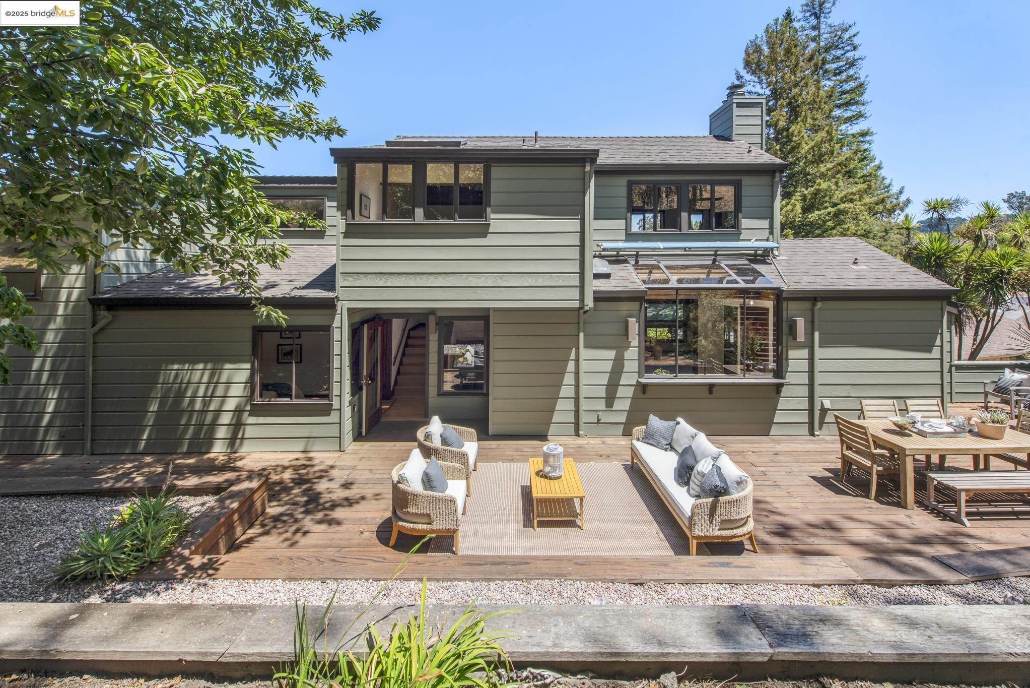 Detail Gallery Image 59 of 60 For 737 Woodhaven Rd, Berkeley,  CA 94708 - 3 Beds | 2/1 Baths