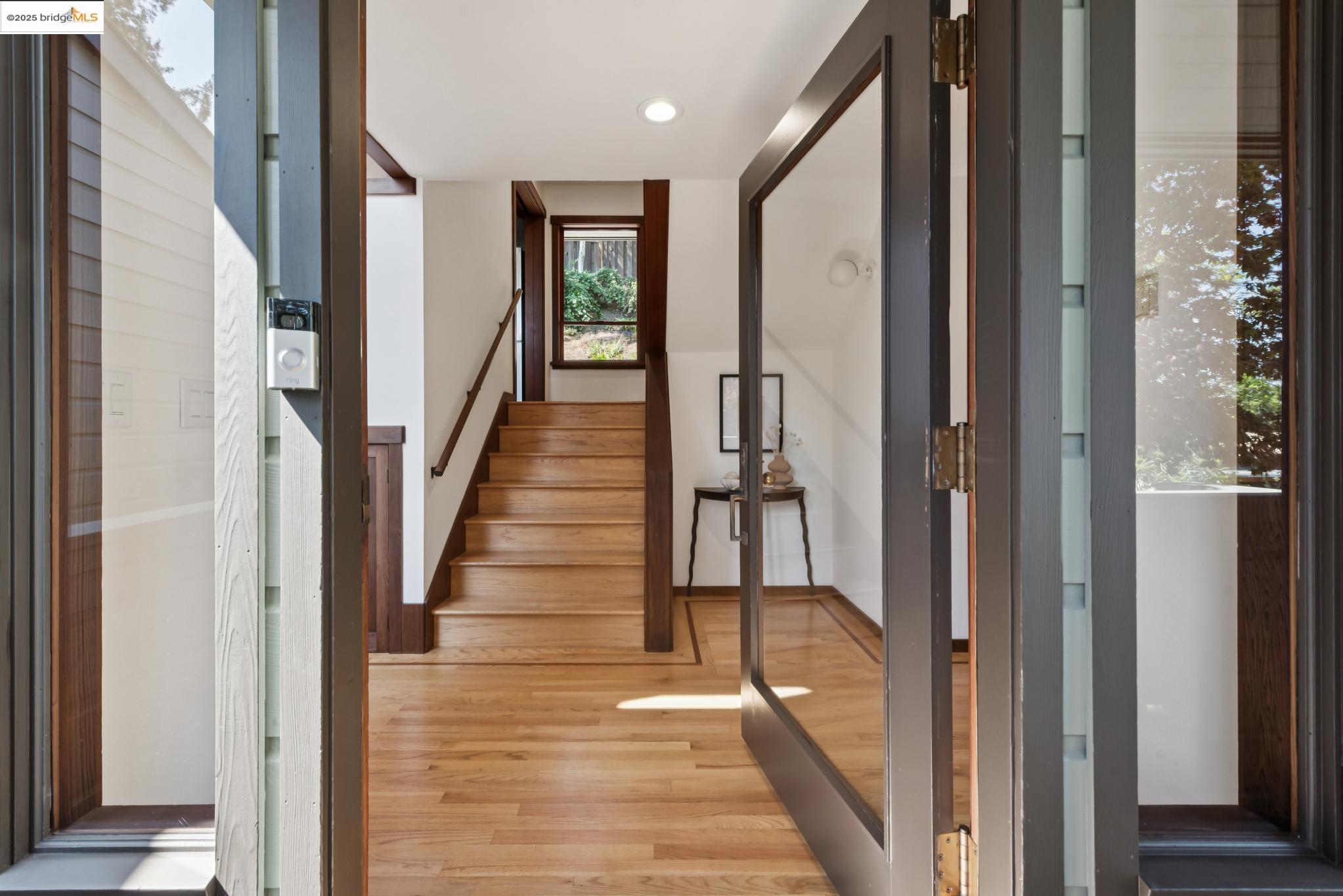 Detail Gallery Image 7 of 60 For 737 Woodhaven Rd, Berkeley,  CA 94708 - 3 Beds | 2/1 Baths
