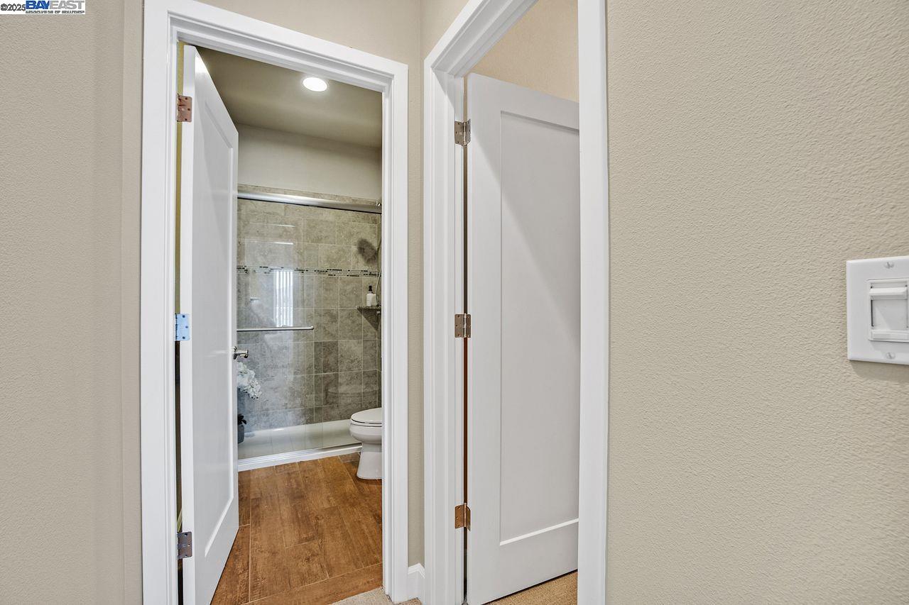 Detail Gallery Image 20 of 37 For 200 Valletta Ln, Pleasanton,  CA 94566 - 3 Beds | 2/2 Baths