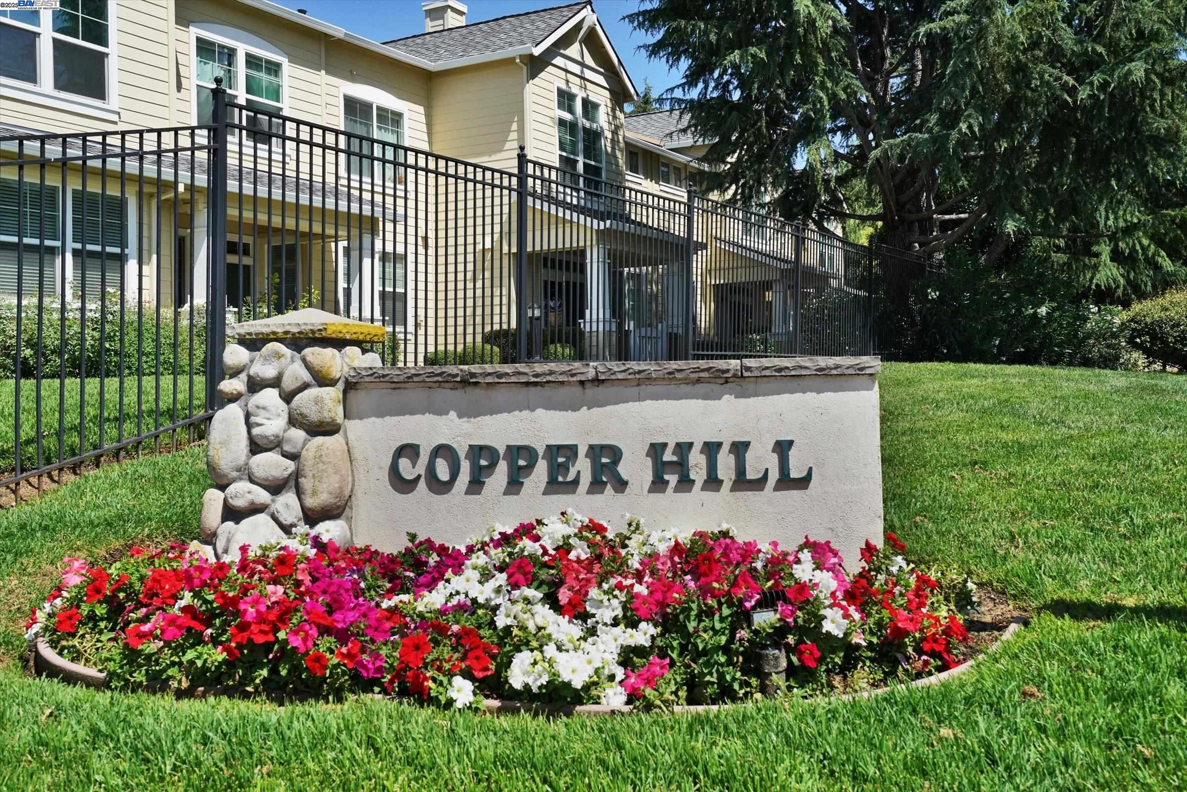 Detail Gallery Image 29 of 32 For 211 Wildrose Cmn #3,  Livermore,  CA 94551 - 2 Beds | 2/1 Baths
