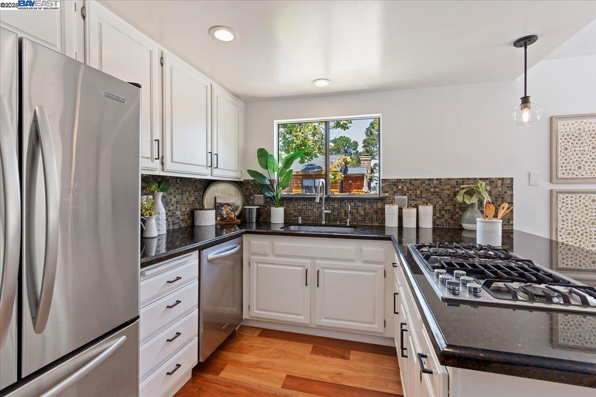 Photo #16: 41104957 Listing: Photo #16