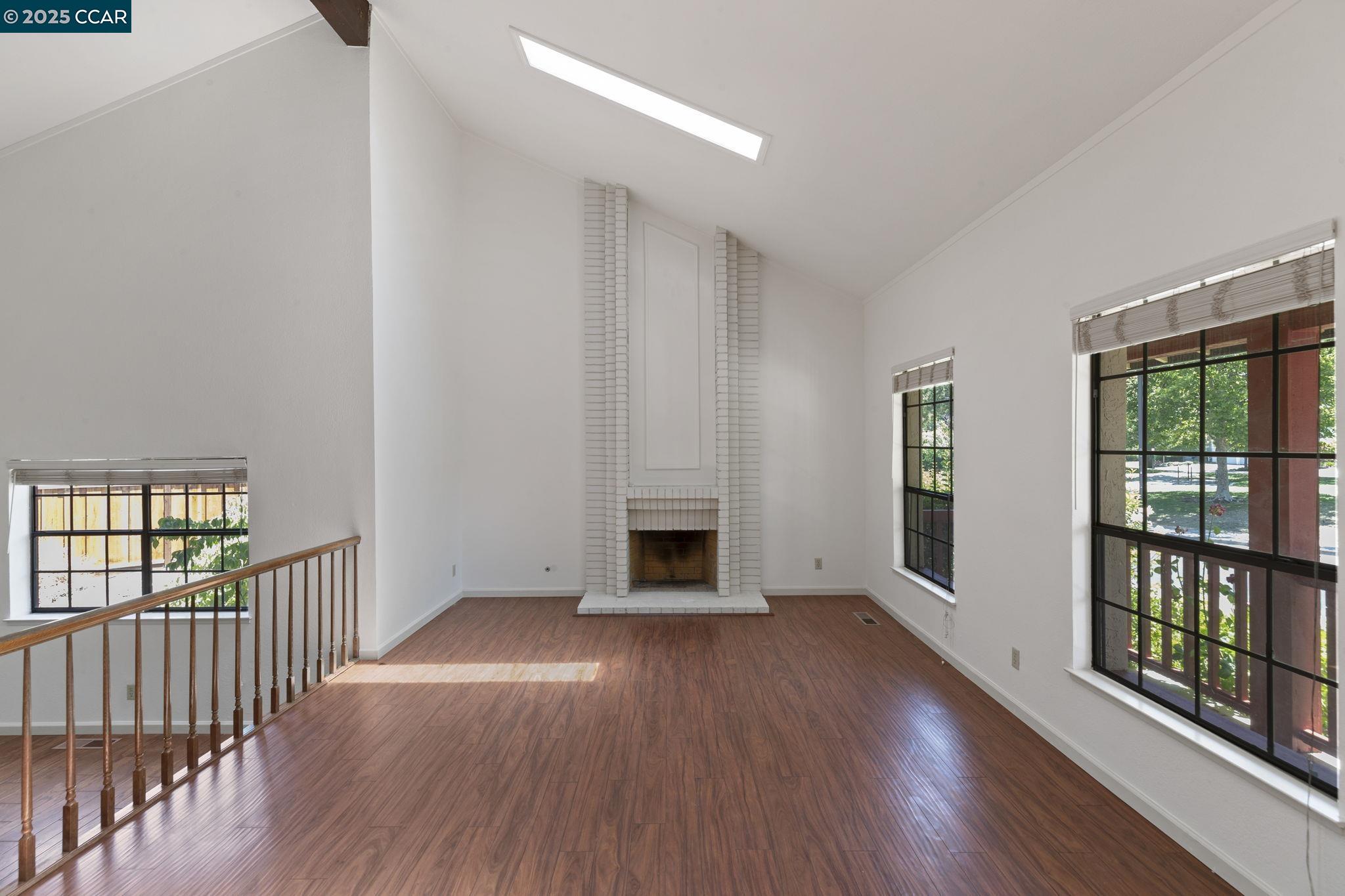 Detail Gallery Image 2 of 60 For 332 Cameron Cir, San Ramon,  CA 94583 - 4 Beds | 3 Baths