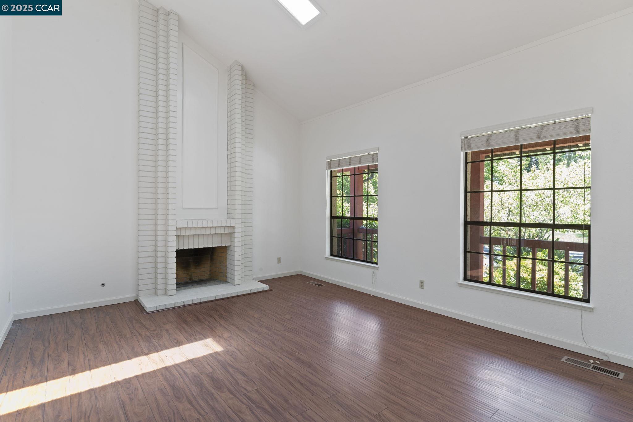 Detail Gallery Image 3 of 60 For 332 Cameron Cir, San Ramon,  CA 94583 - 4 Beds | 3 Baths