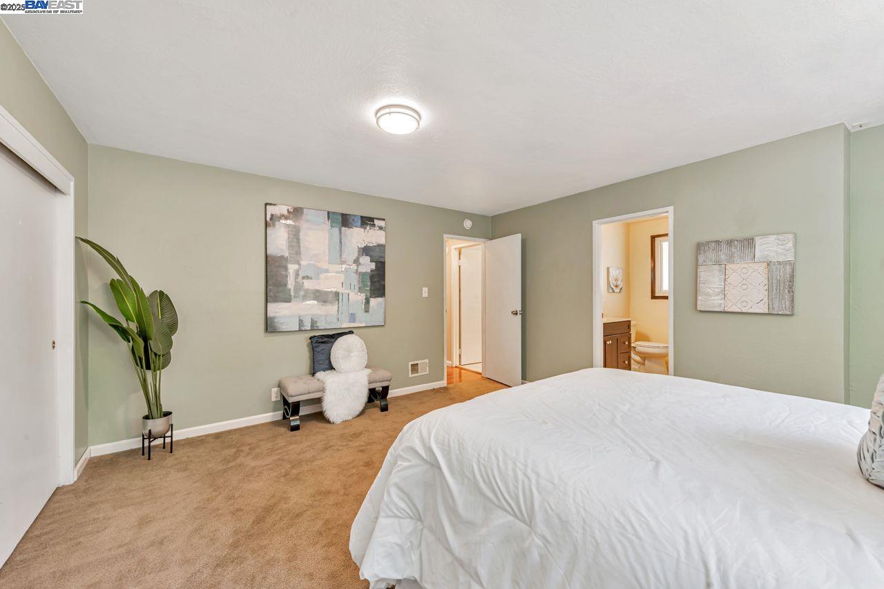 Detail Gallery Image 18 of 42 For 32072 Chicoine Ave, Hayward,  CA 94544 - 4 Beds | 3 Baths
