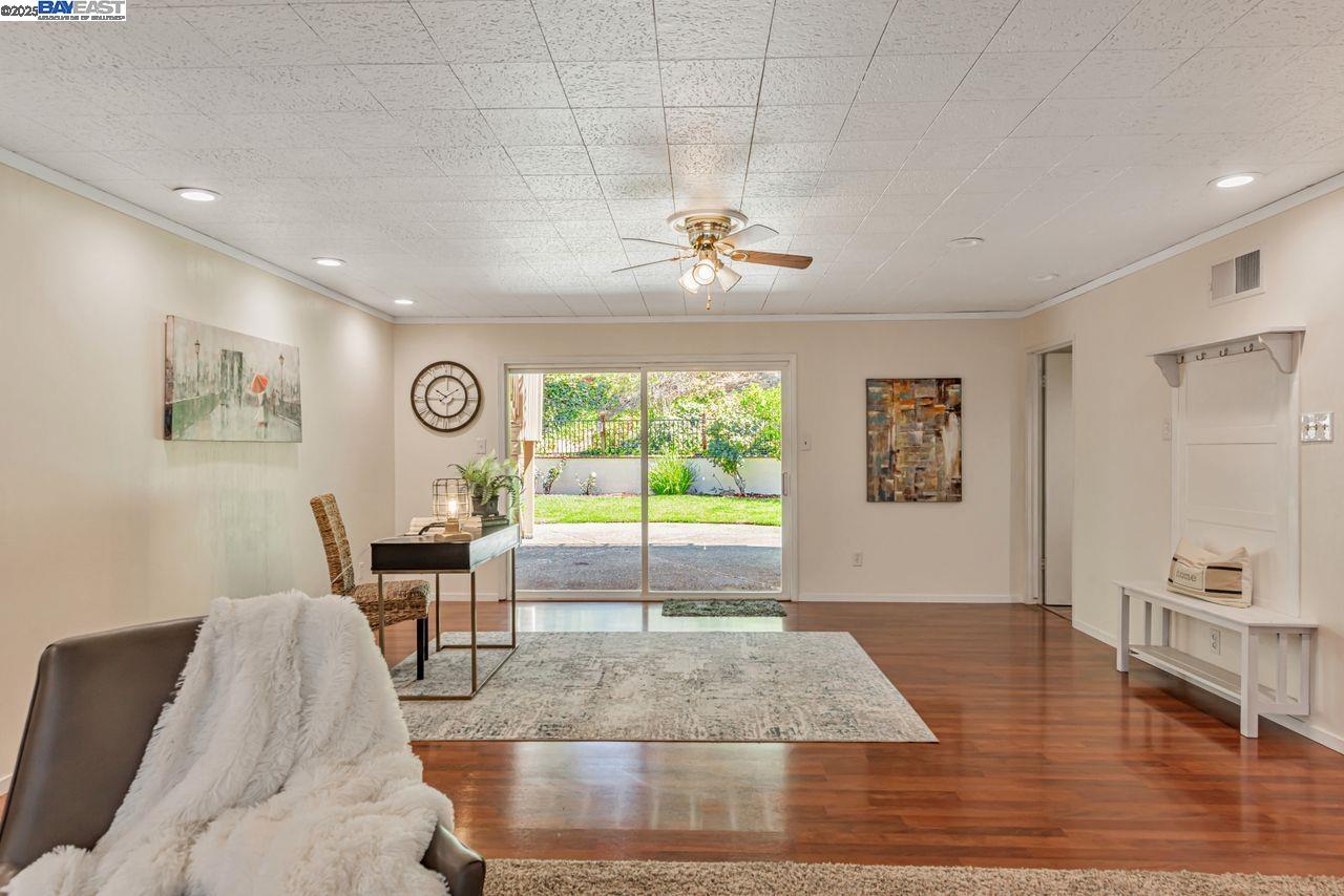 Detail Gallery Image 26 of 42 For 32072 Chicoine Ave, Hayward,  CA 94544 - 4 Beds | 3 Baths