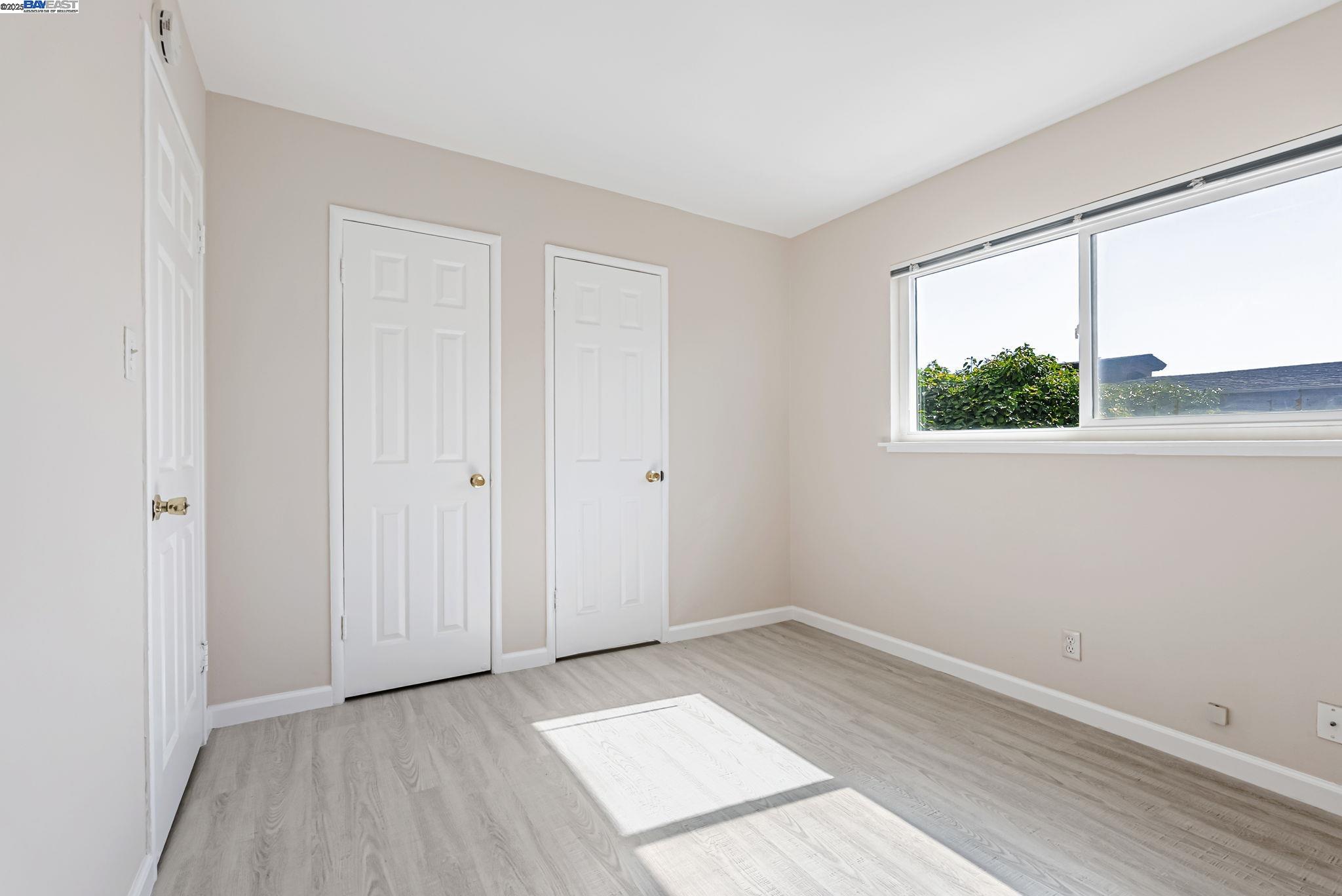 Detail Gallery Image 13 of 23 For 1180 Saranap Ave #105,  Walnut Creek,  CA 94595 - 1 Beds | 1 Baths