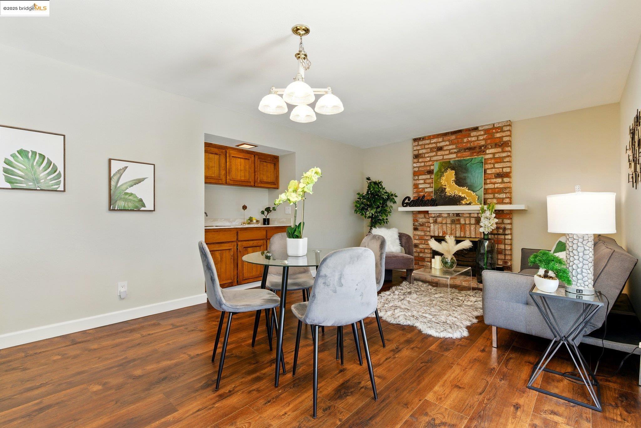 Detail Gallery Image 14 of 57 For 640 Mt Duncan, Clayton,  CA 94517 - 4 Beds | 3 Baths