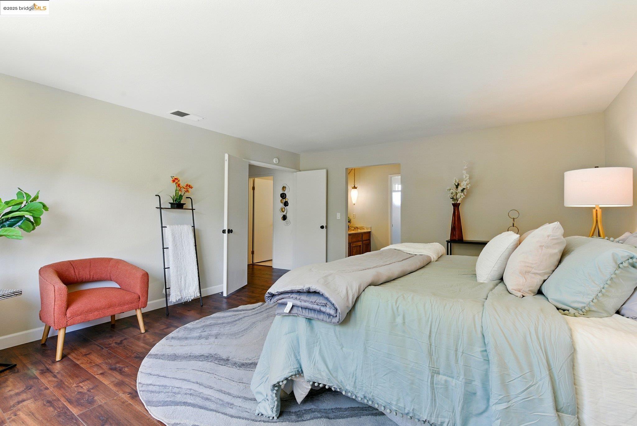 Detail Gallery Image 22 of 57 For 640 Mt Duncan, Clayton,  CA 94517 - 4 Beds | 3 Baths
