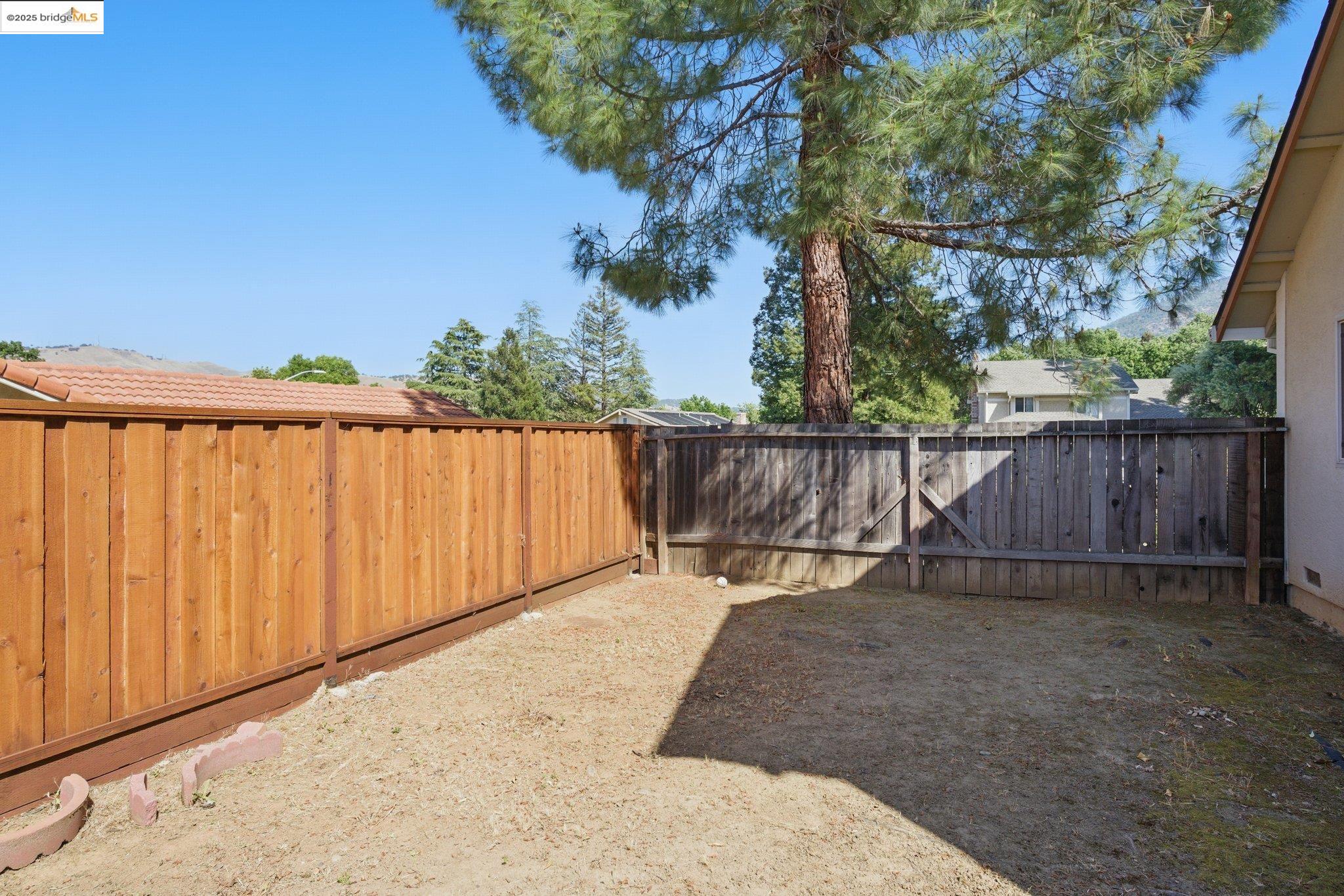Detail Gallery Image 39 of 57 For 640 Mt Duncan, Clayton,  CA 94517 - 4 Beds | 3 Baths