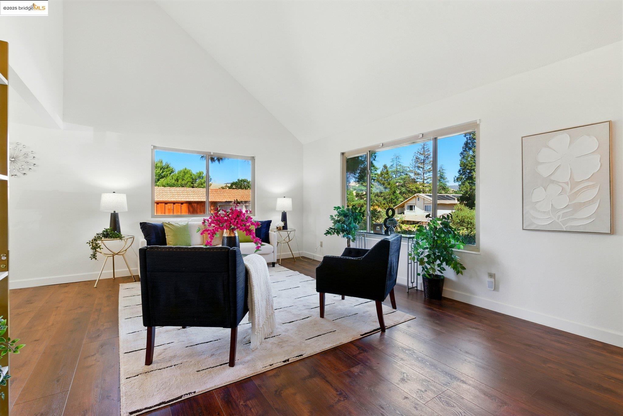 Detail Gallery Image 7 of 57 For 640 Mt Duncan, Clayton,  CA 94517 - 4 Beds | 3 Baths