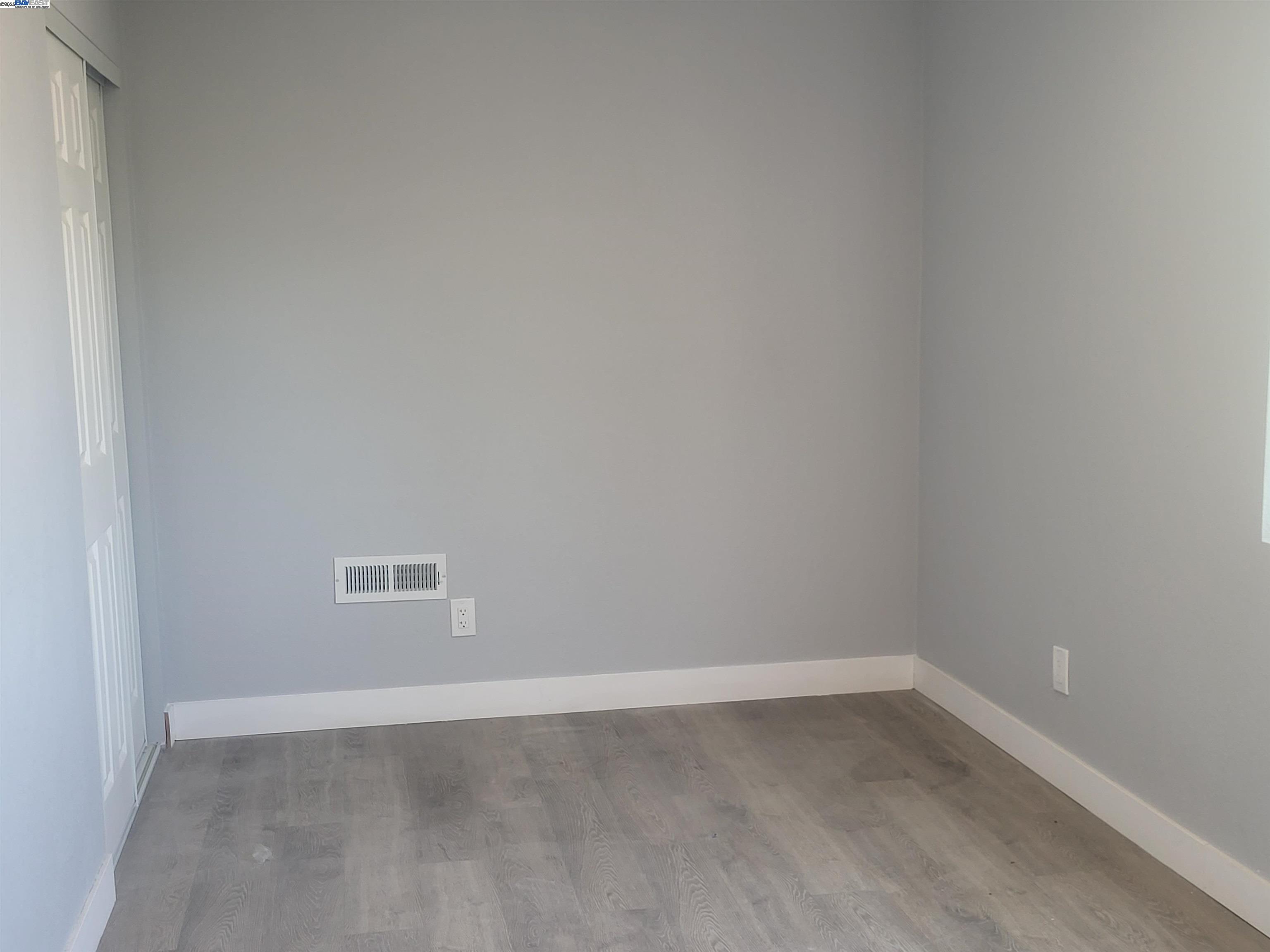 Detail Gallery Image 17 of 19 For 1018 69th Ave, Oakland,  CA 94621 - 3 Beds | 1 Baths