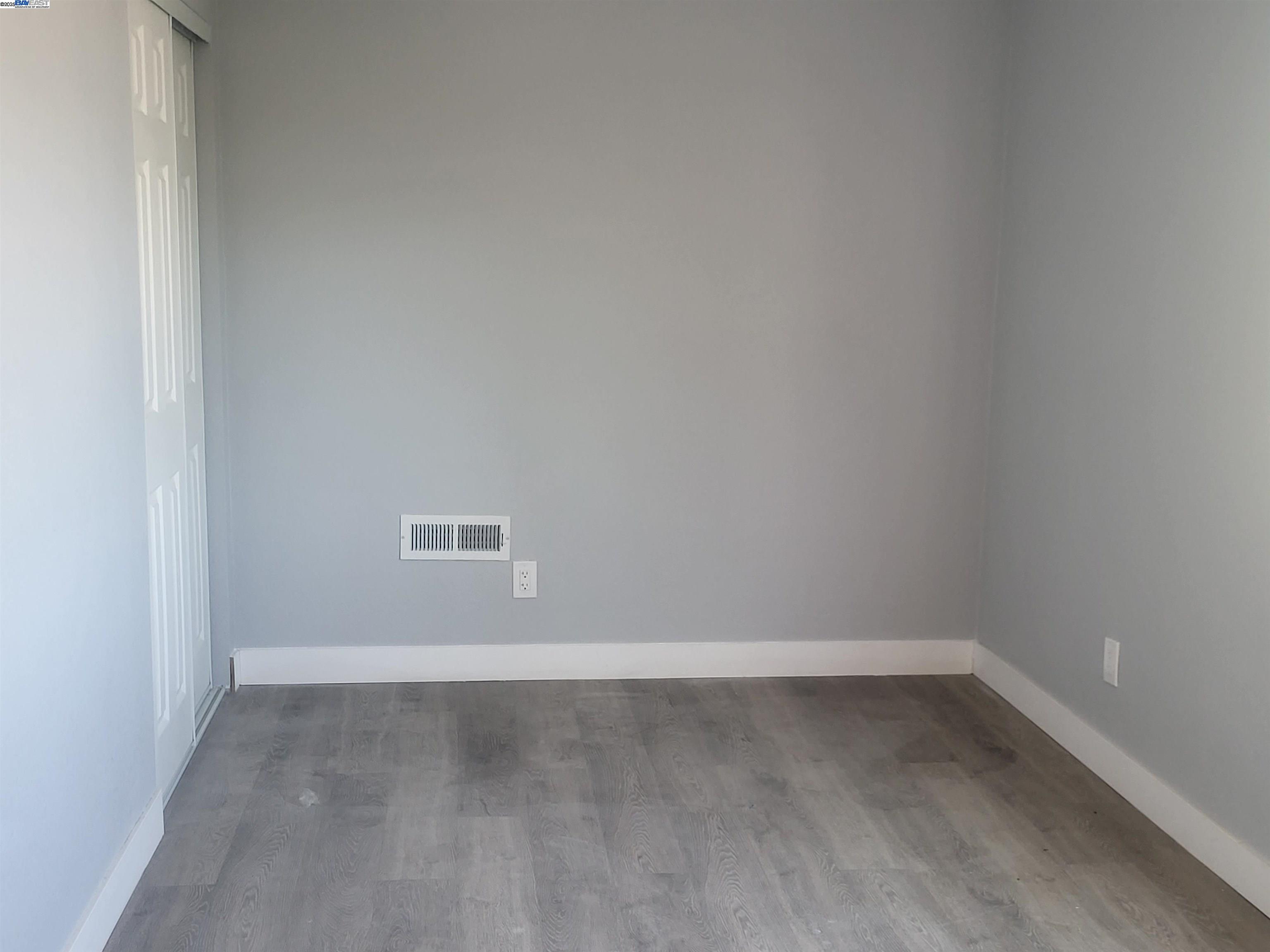 Detail Gallery Image 18 of 19 For 1018 69th Ave, Oakland,  CA 94621 - 3 Beds | 1 Baths