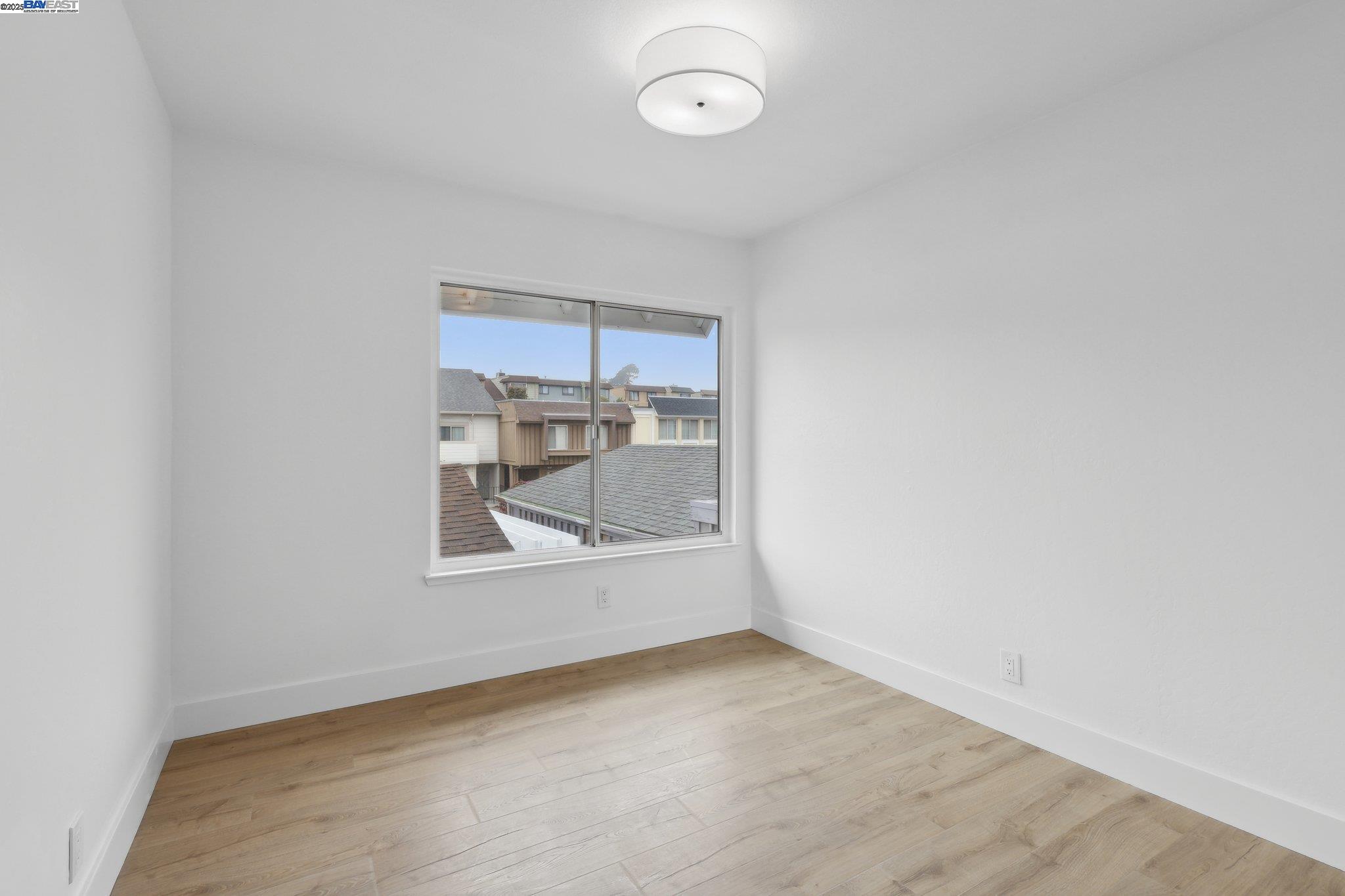 Detail Gallery Image 18 of 35 For 3918 Crofton Way, South San Francisco,  CA 94080 - 4 Beds | 2/1 Baths