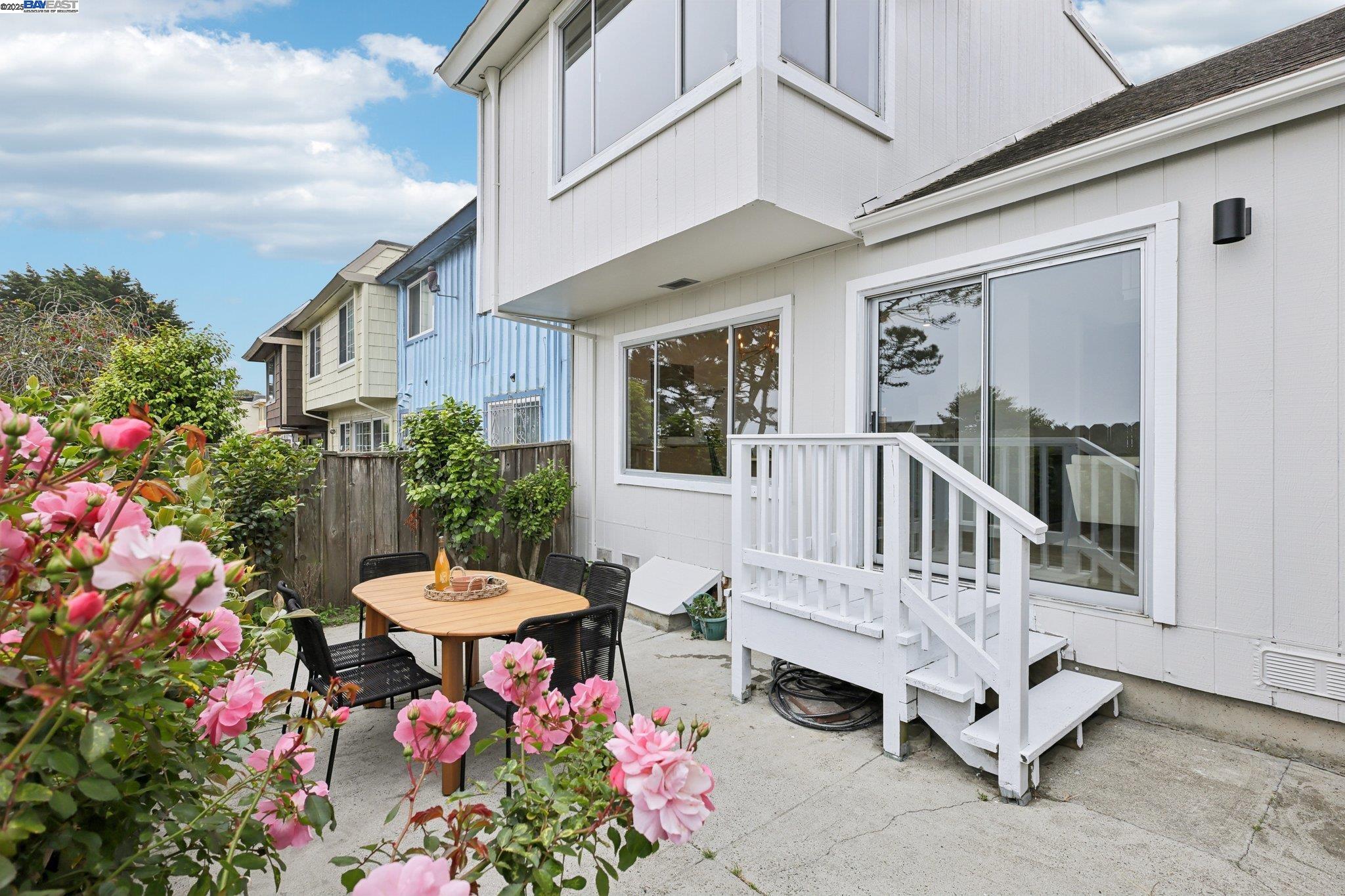 Detail Gallery Image 24 of 35 For 3918 Crofton Way, South San Francisco,  CA 94080 - 4 Beds | 2/1 Baths