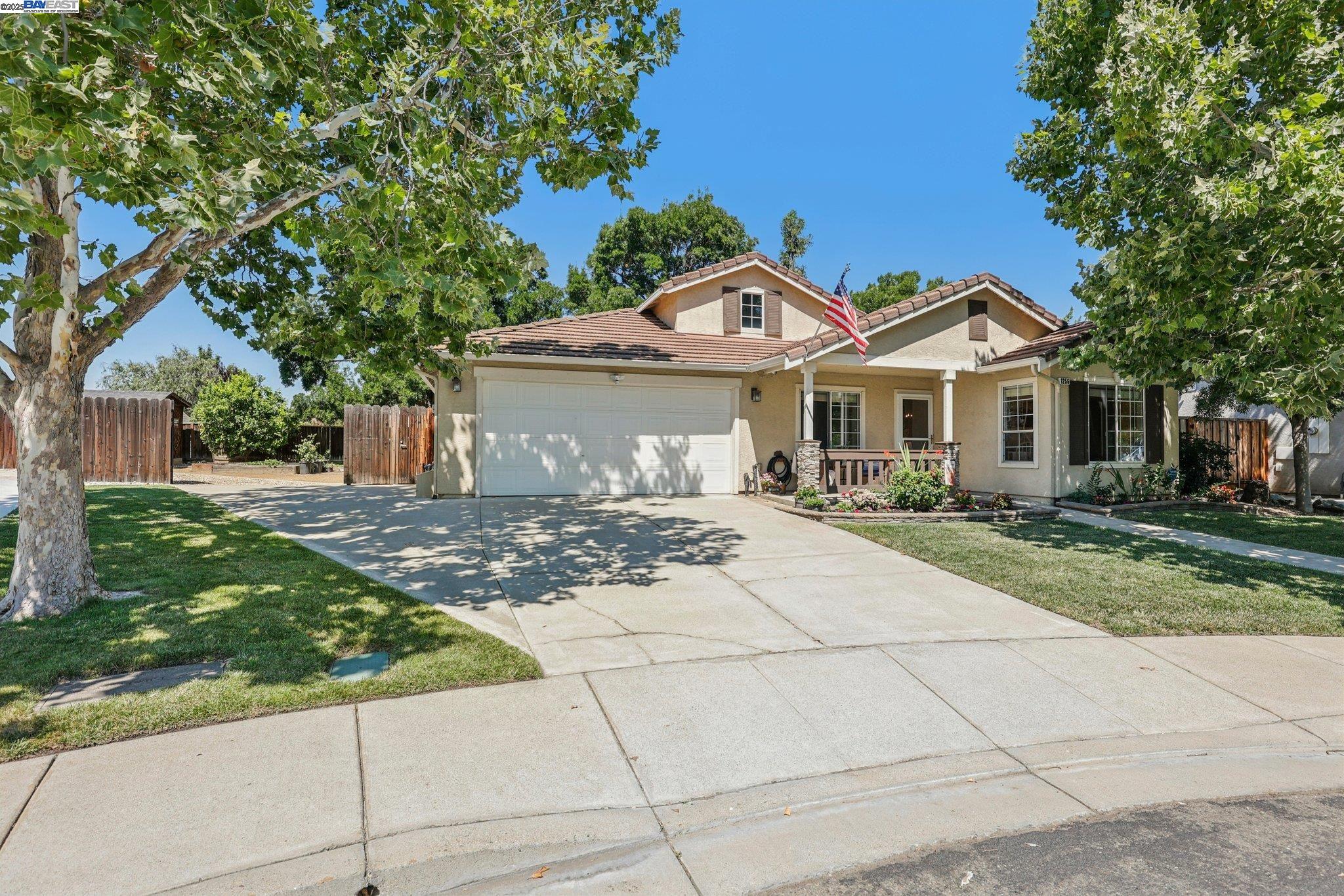 Detail Gallery Image 1 of 1 For 1256 Village Green Dr, Livermore,  CA 94551 - 3 Beds | 2 Baths