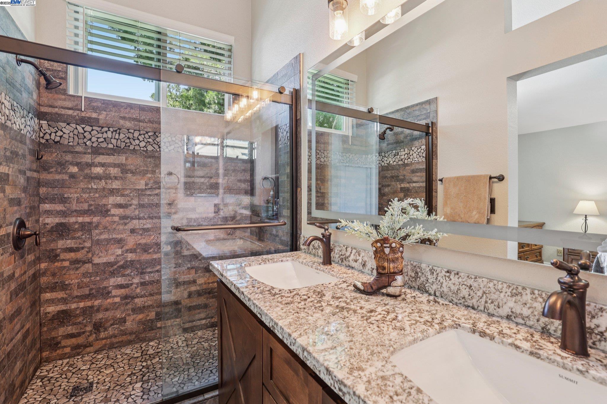 Detail Gallery Image 27 of 43 For 1256 Village Green Dr, Livermore,  CA 94551 - 3 Beds | 2 Baths