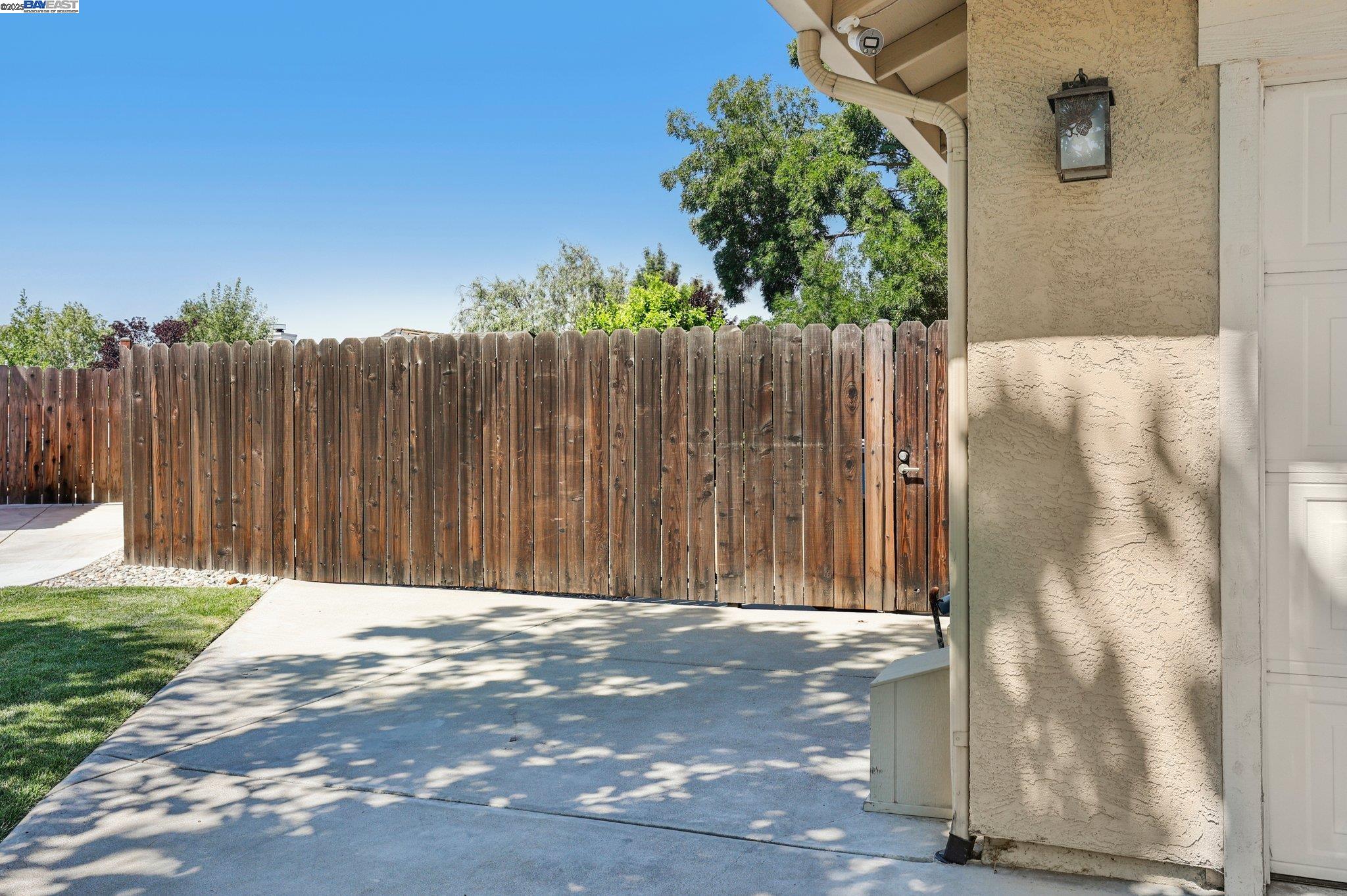 Detail Gallery Image 37 of 43 For 1256 Village Green Dr, Livermore,  CA 94551 - 3 Beds | 2 Baths