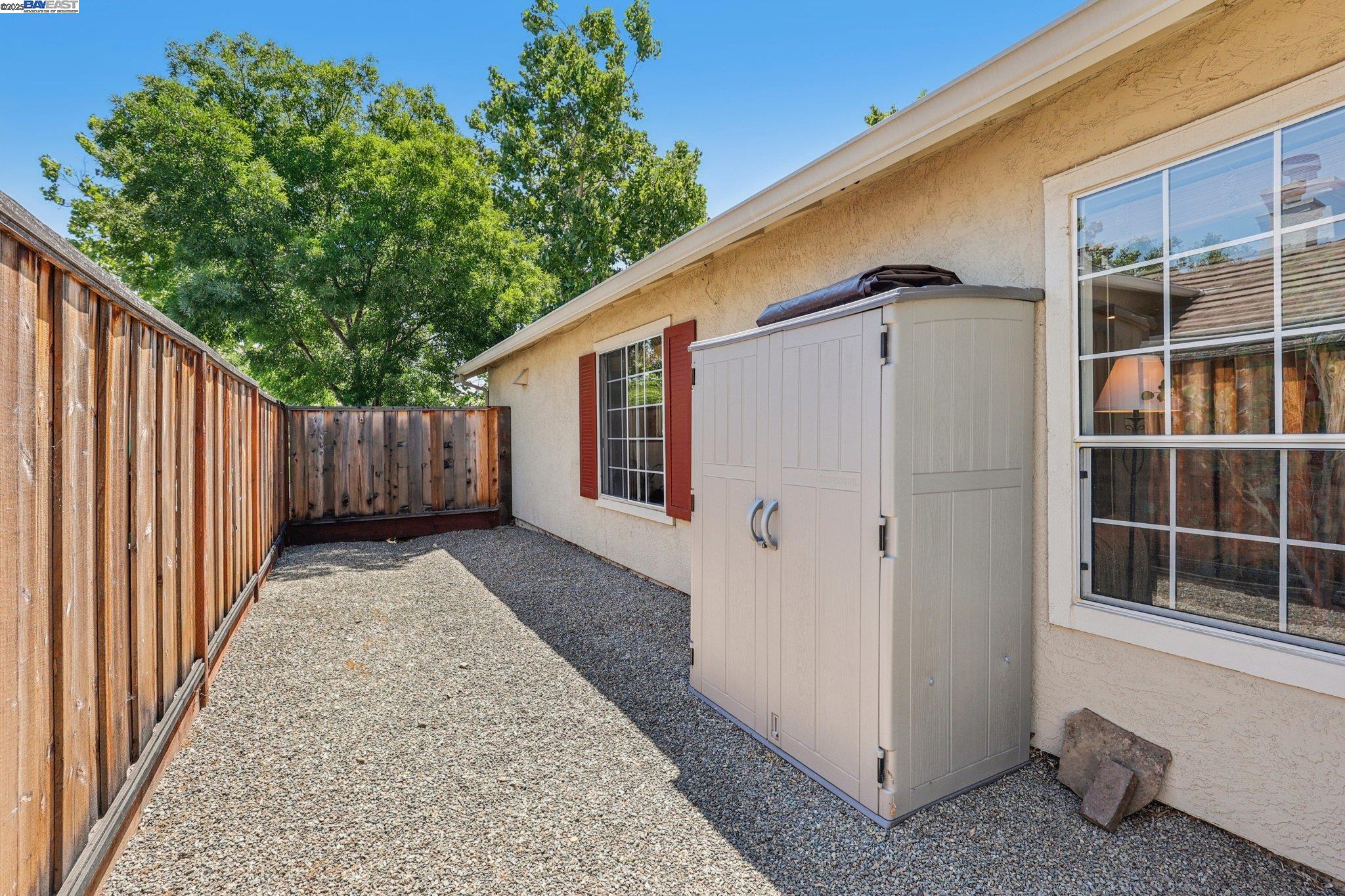 Detail Gallery Image 39 of 43 For 1256 Village Green Dr, Livermore,  CA 94551 - 3 Beds | 2 Baths