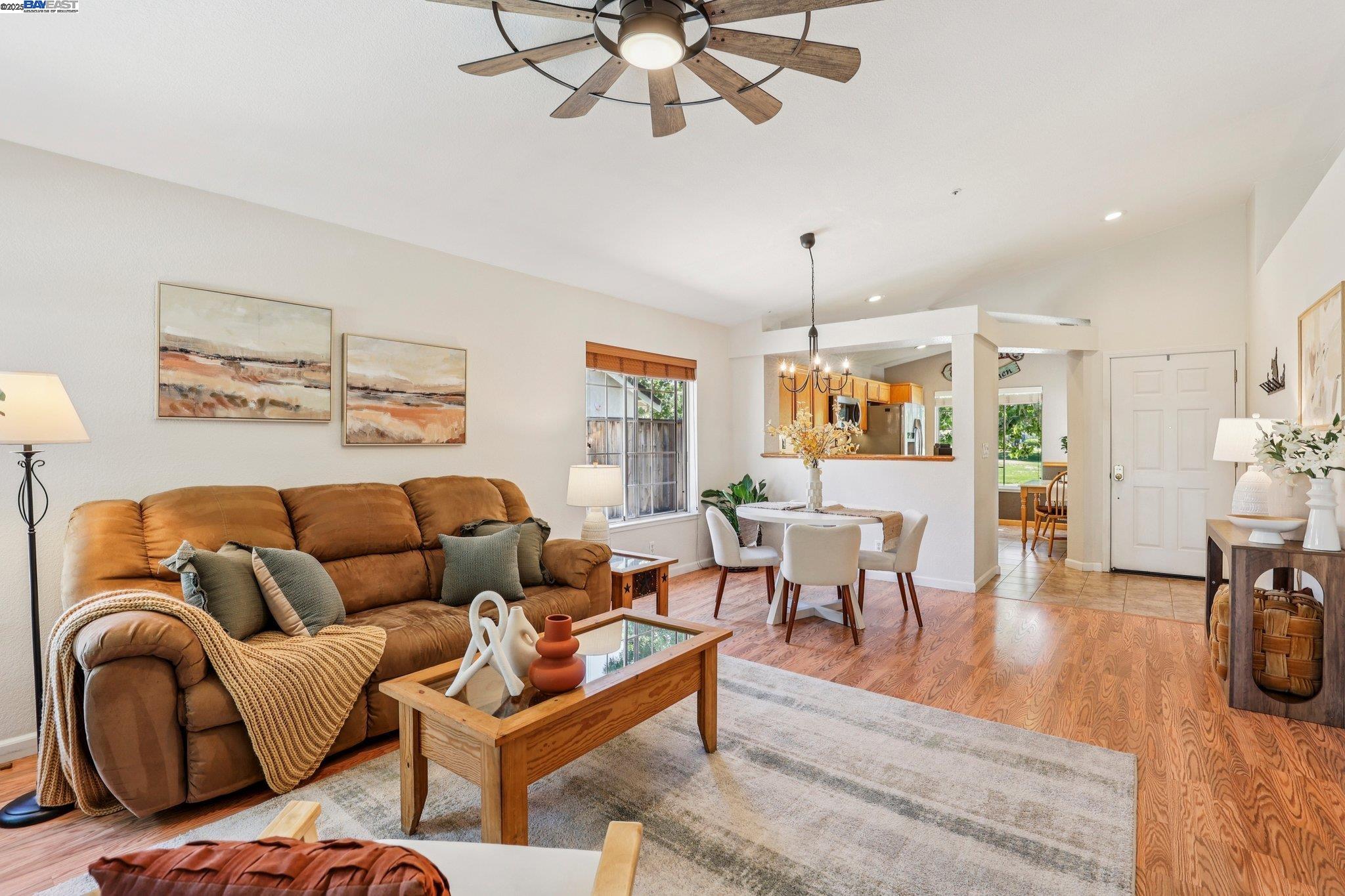 Detail Gallery Image 8 of 43 For 1256 Village Green Dr, Livermore,  CA 94551 - 3 Beds | 2 Baths