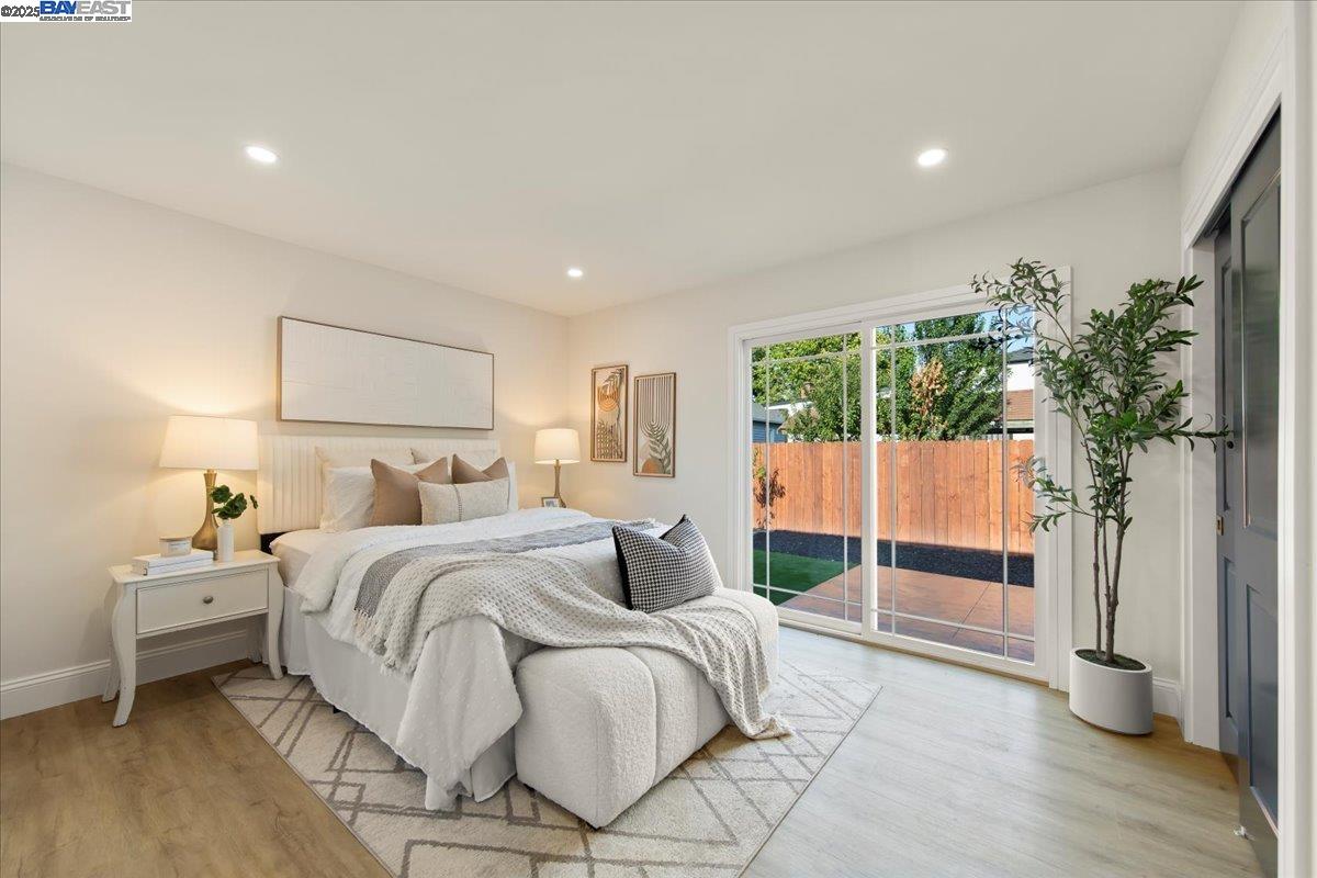 Detail Gallery Image 12 of 25 For 548 Capistrano Dr, Oakland,  CA 94603 - 3 Beds | 2 Baths