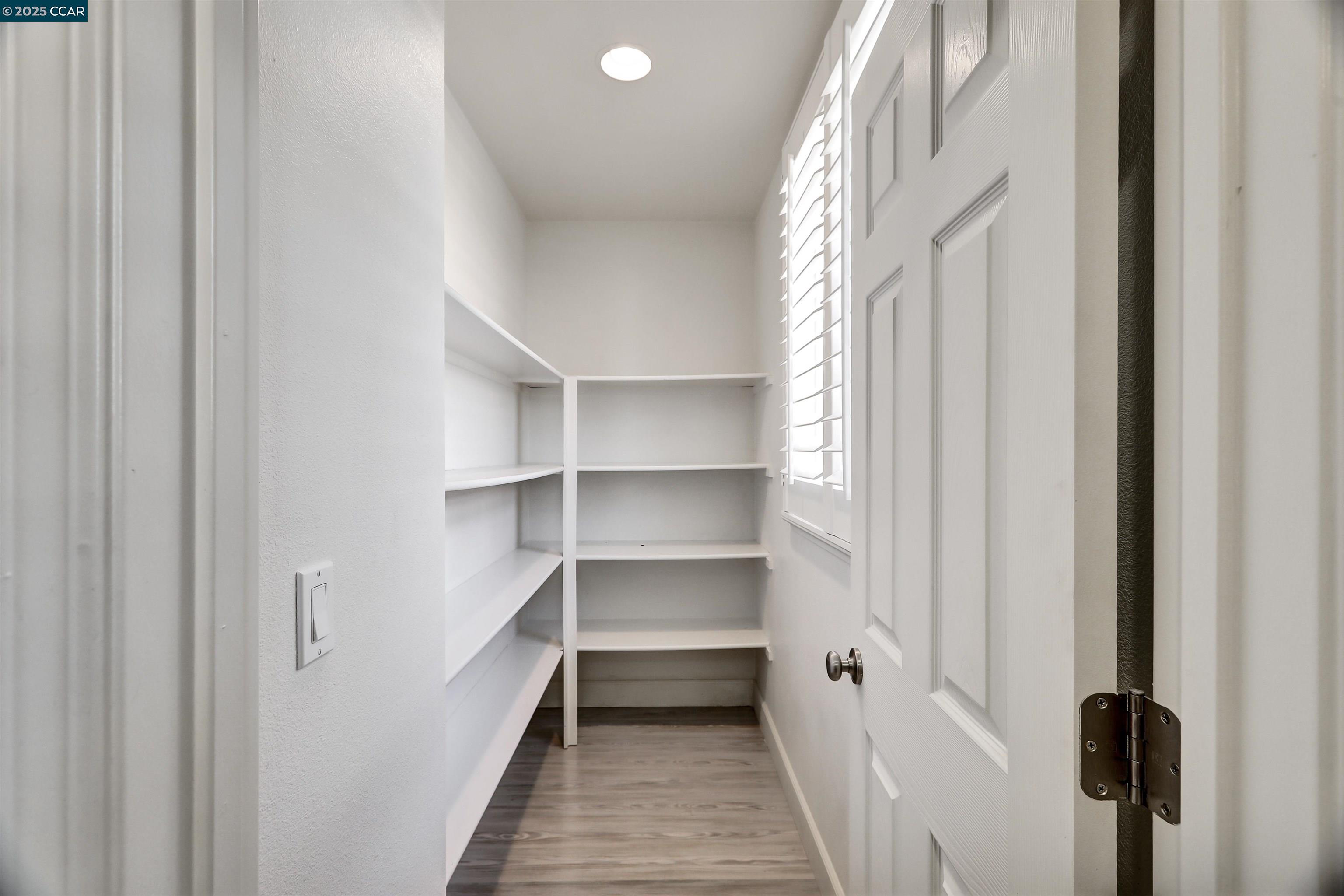 Detail Gallery Image 13 of 13 For 273 Sullivan Way, Hayward,  CA 94541 - 3 Beds | 2/1 Baths