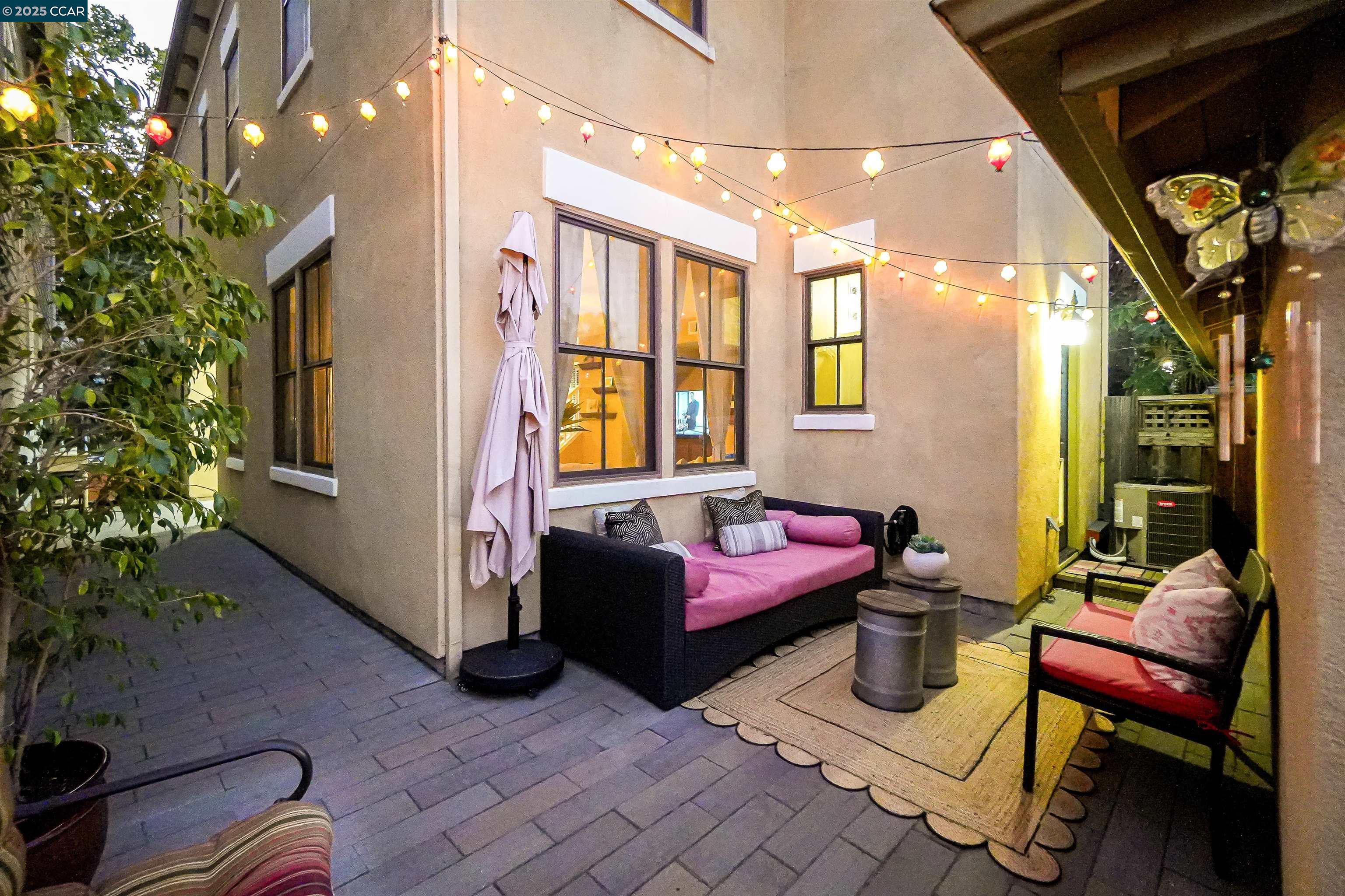 Detail Gallery Image 49 of 60 For 2165 Railroad Ave, Hercules,  CA 94547 - 4 Beds | 2/1 Baths
