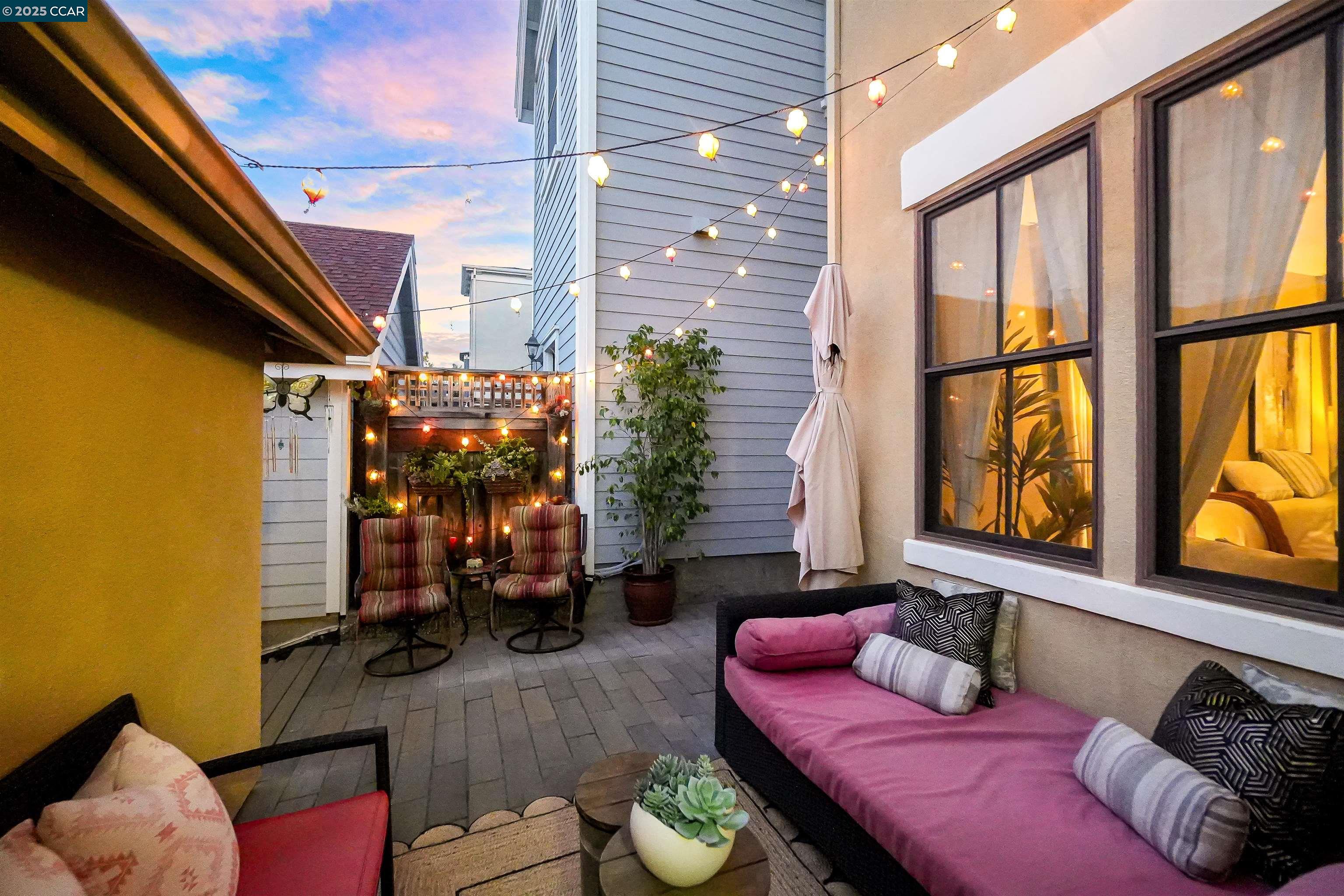 Detail Gallery Image 50 of 60 For 2165 Railroad Ave, Hercules,  CA 94547 - 4 Beds | 2/1 Baths