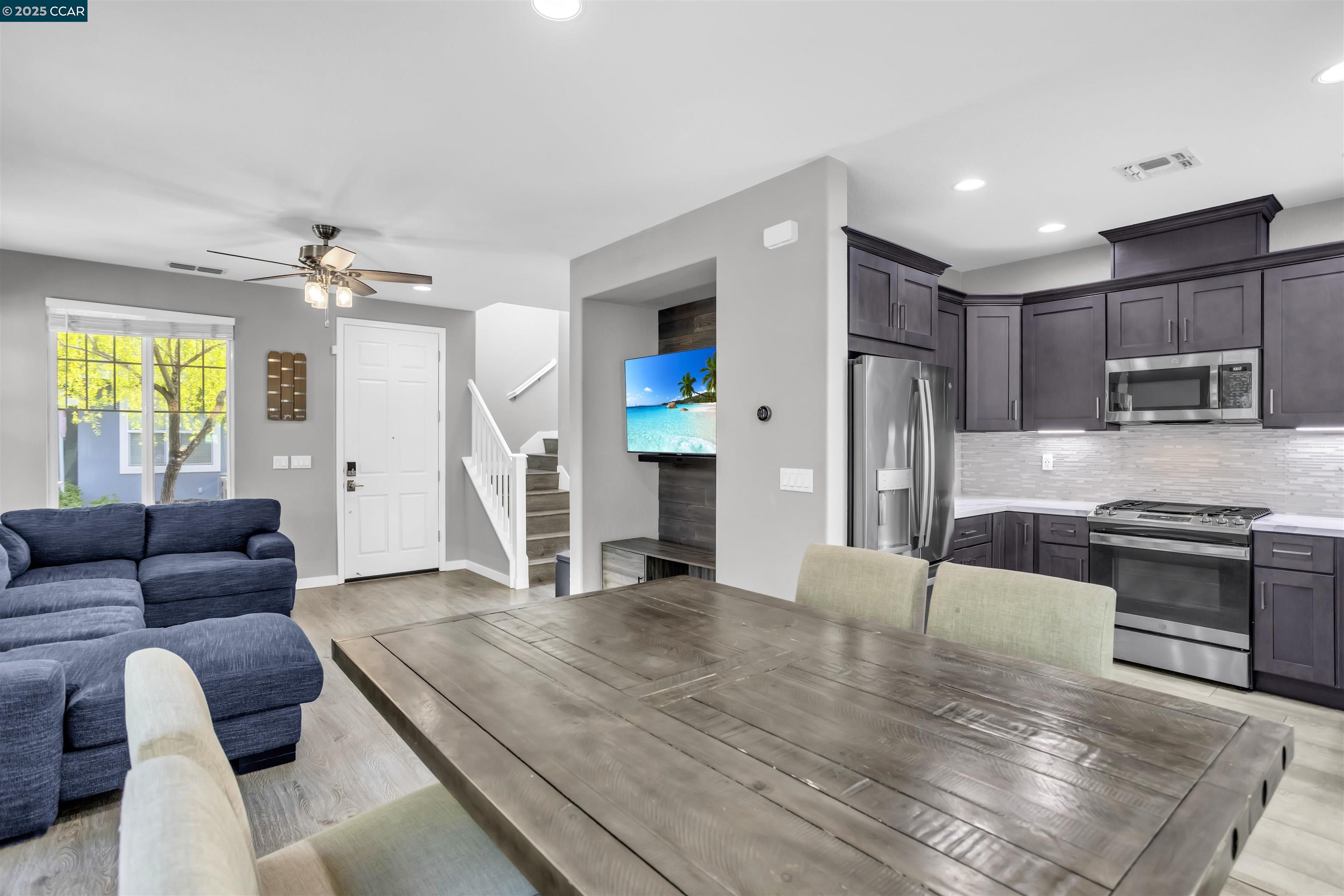 Detail Gallery Image 7 of 16 For 1850 Basie Ct, Concord,  CA 94519 - 3 Beds | 2/1 Baths